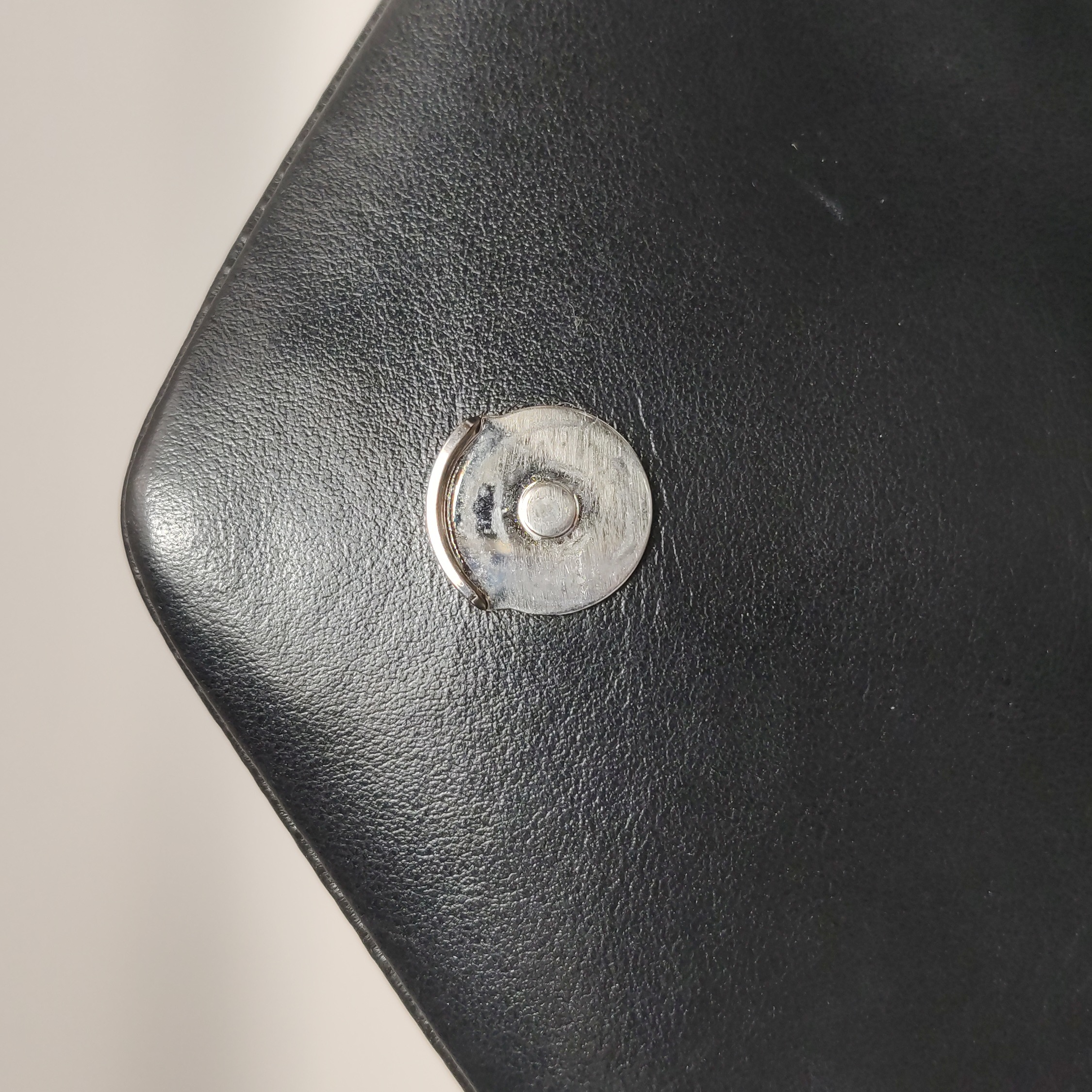 Saint Laurent Loulou Shoulder Bag Matelasse Chevron Leather Toy — photo 11 of 16