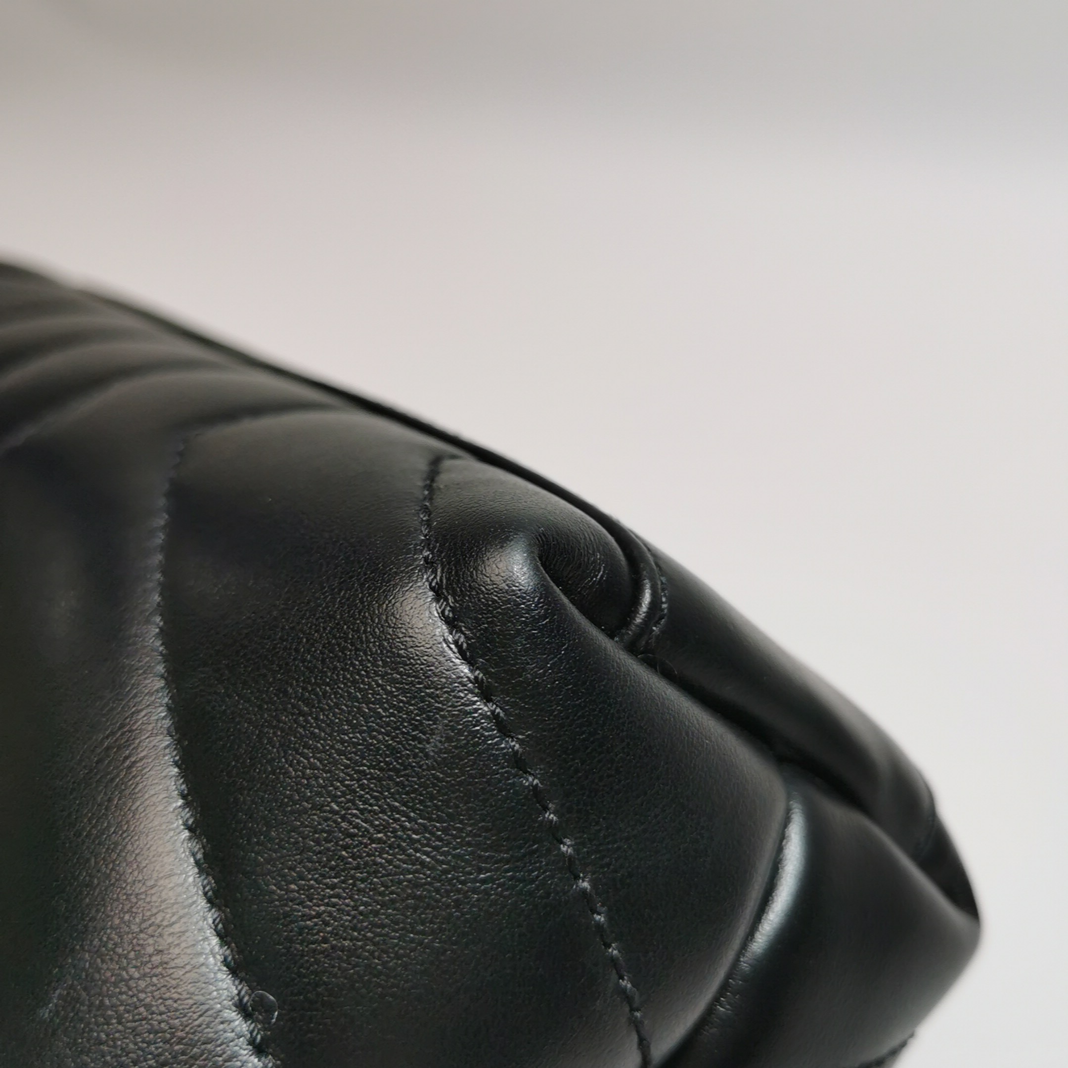Saint Laurent Loulou Shoulder Bag Matelasse Chevron Leather Toy — photo 13 of 17