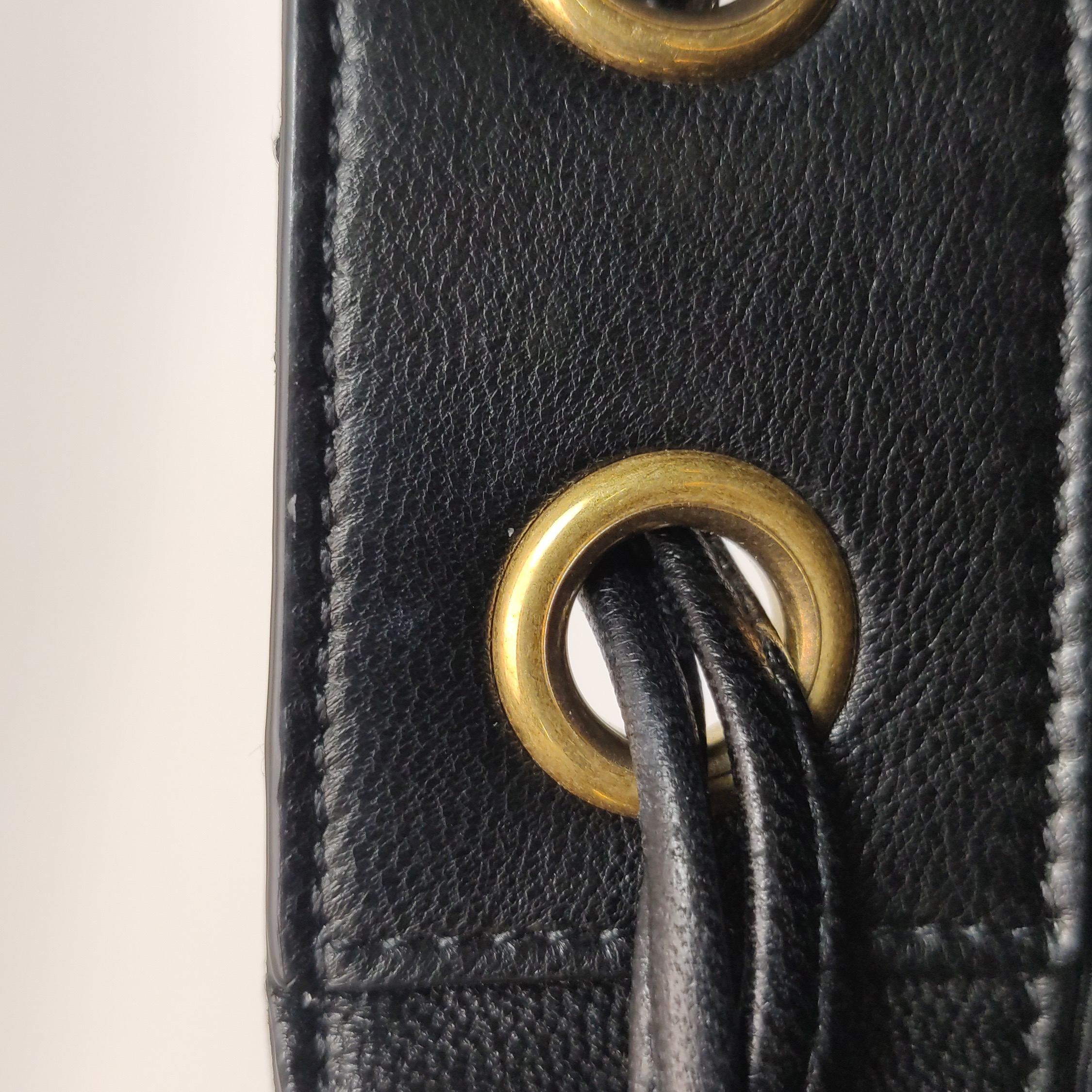 Saint Laurent Cassandre Black Bucket Bag — photo 10 of 15