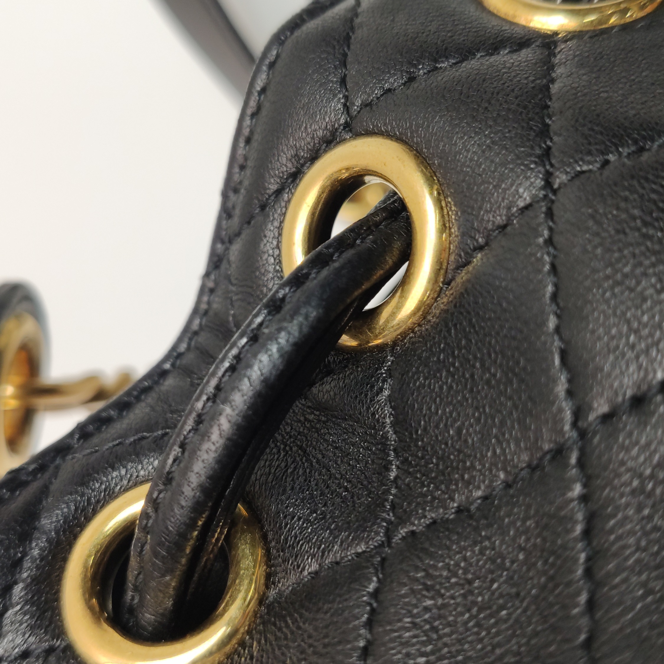 Saint Laurent Cassandre Black Bucket Bag — photo 11 of 15