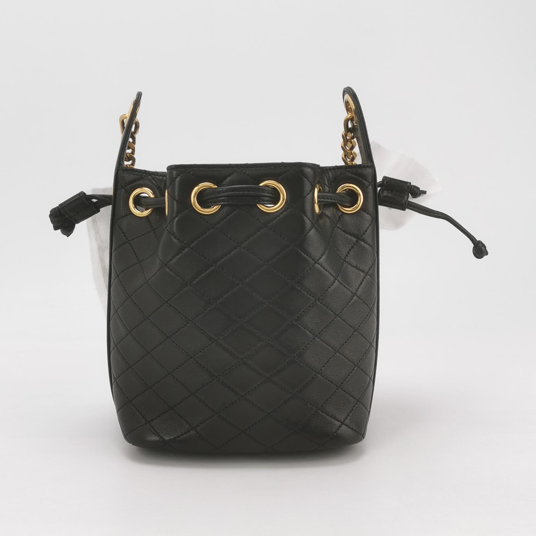 Saint Laurent Cassandre Black Bucket Bag — photo 3 of 15