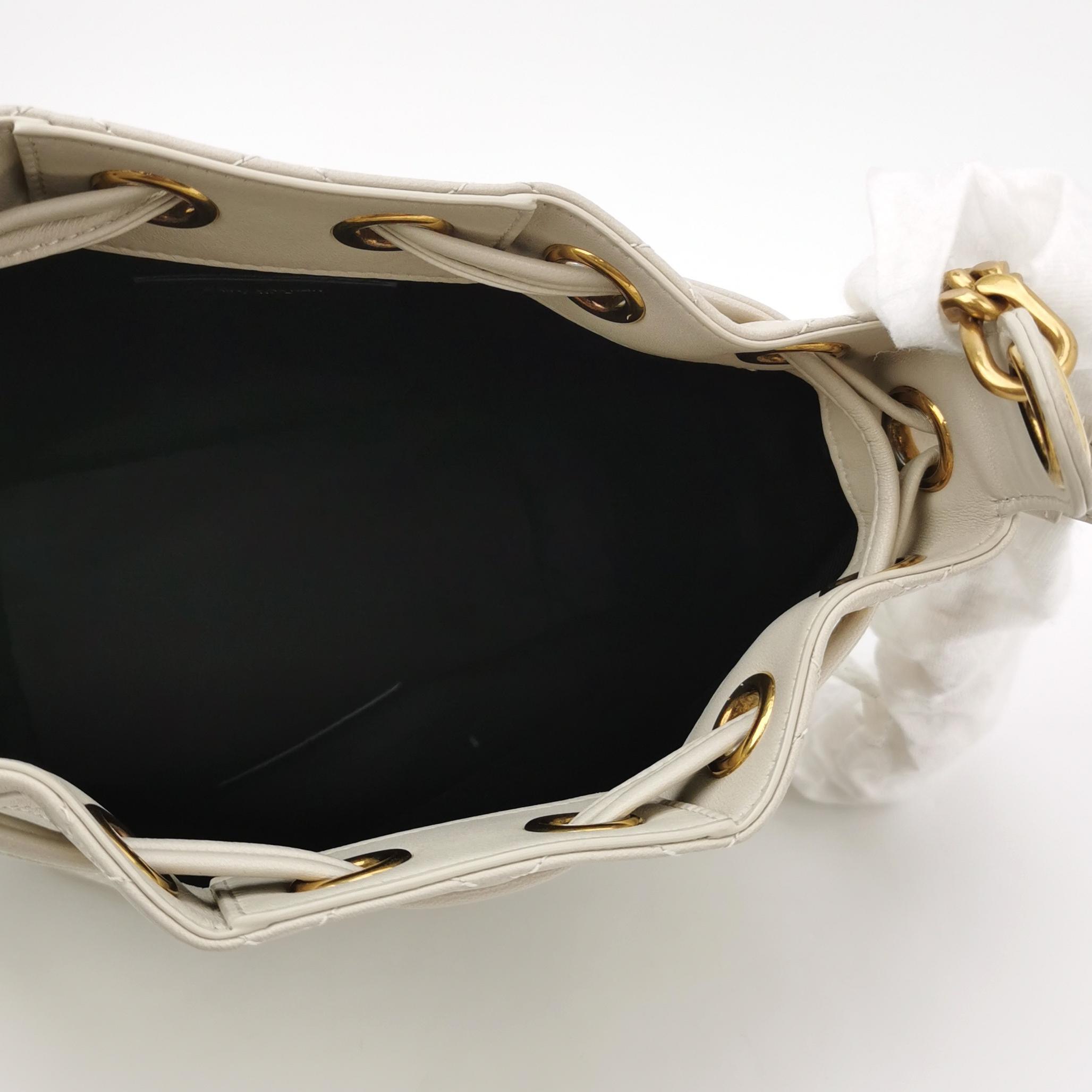 Saint Laurent Cassandre Black Bucket Bag — photo 7 of 12