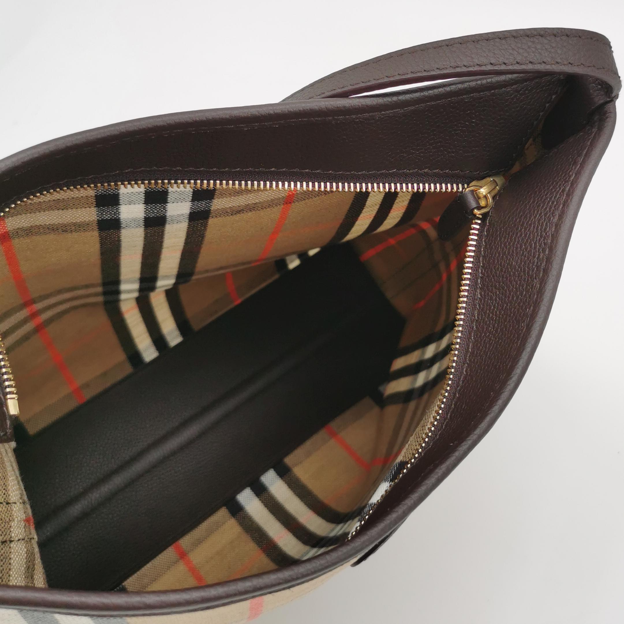 Burberry Vintage Check Coated Canvas Bag — photo 7 of 12