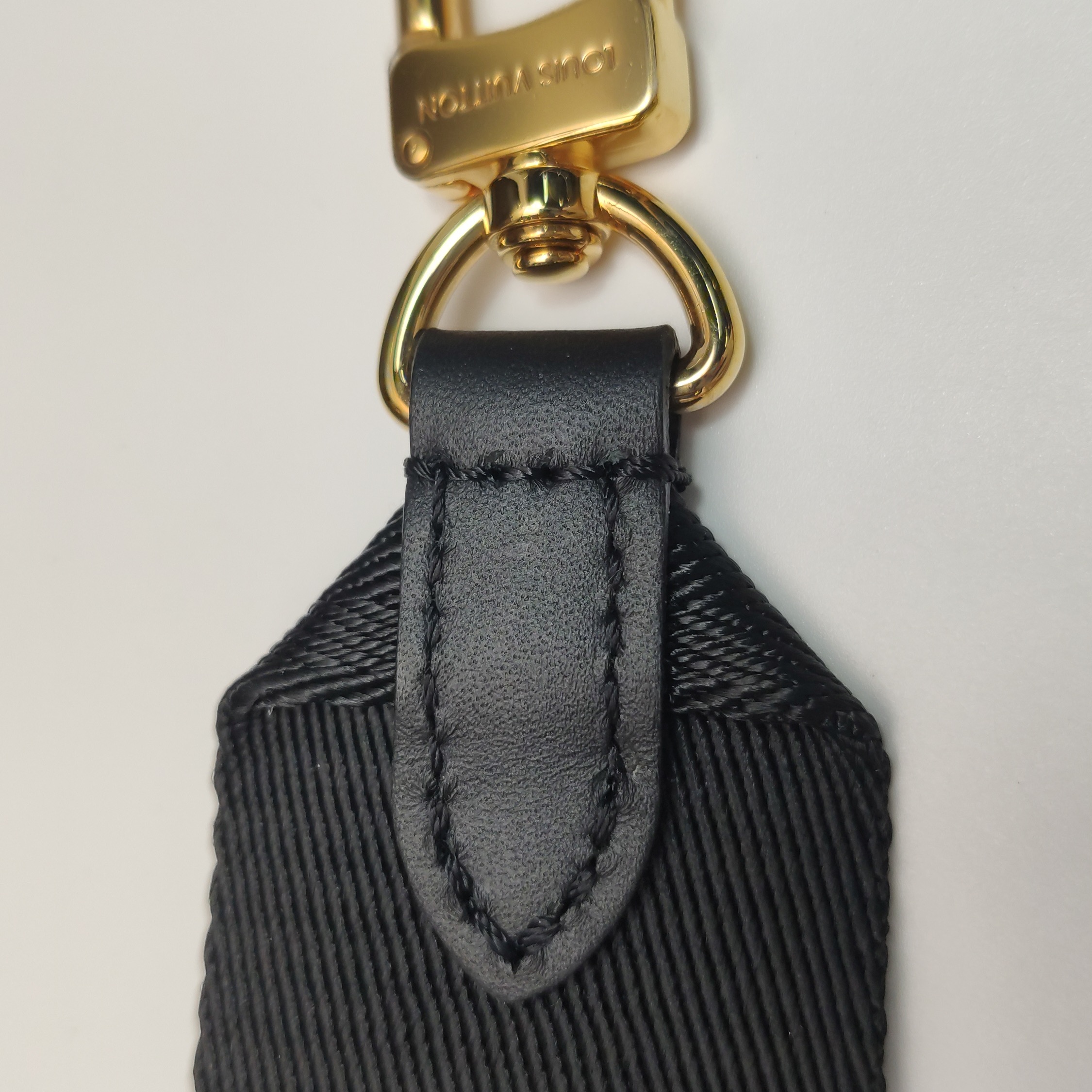 Louis Vuitton(LV) Petite Malle Souple Handbag Monogram Canvas with Leather — photo 9 of 10