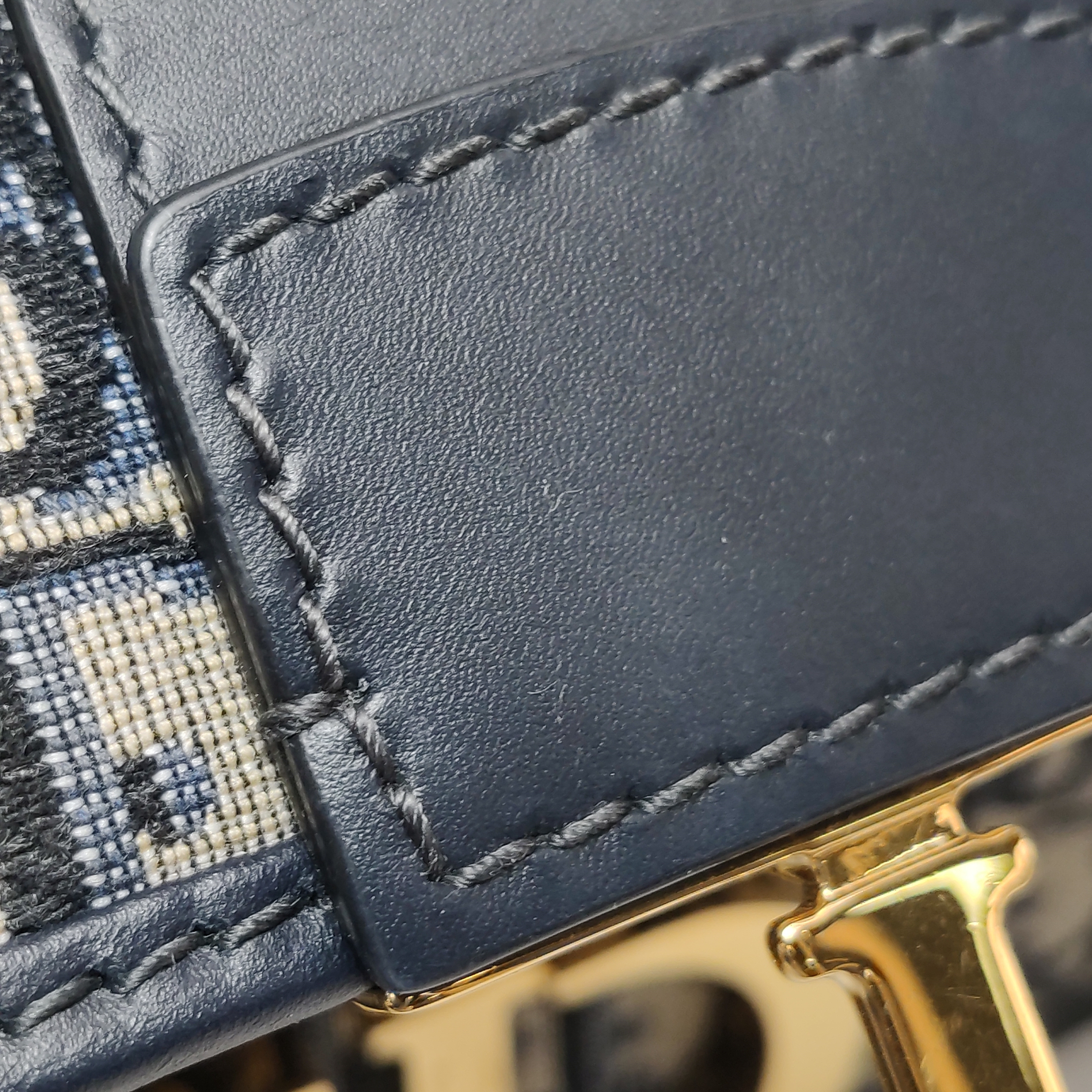 Dior 30 Montaigne Chain Flap Bag Oblique Canvas — photo 13 of 13