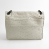 Saint Laurent（YSL） Niki Chain Flap Bag Matelasse Chevron Leather Medium — thumbnail 5