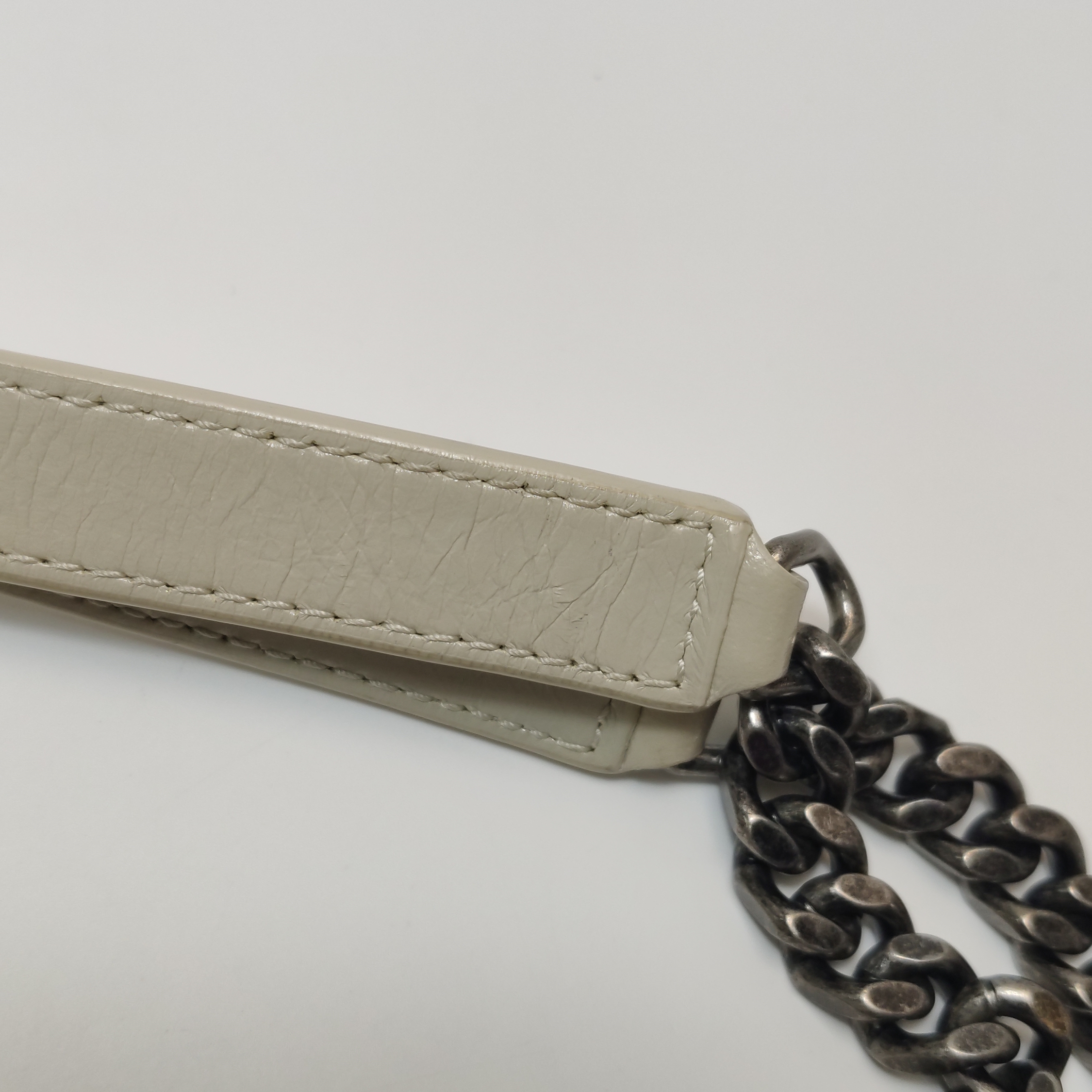 Saint Laurent（YSL） Niki Chain Flap Bag Matelasse Chevron Leather Medium — photo 10 of 17