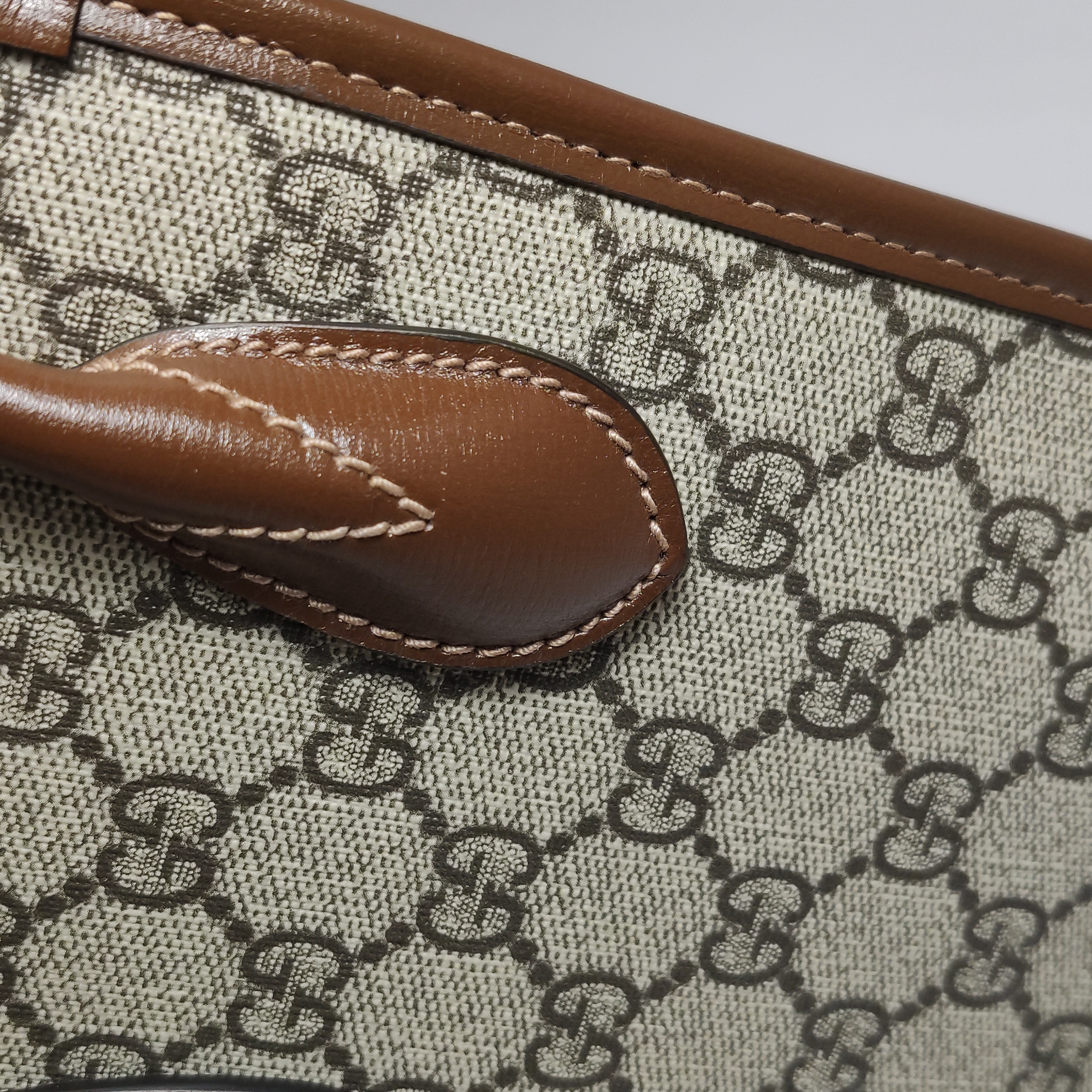  Gucci Interlocking G Patch Tote GG Coated Canvas Mini — photo 9 of 19
