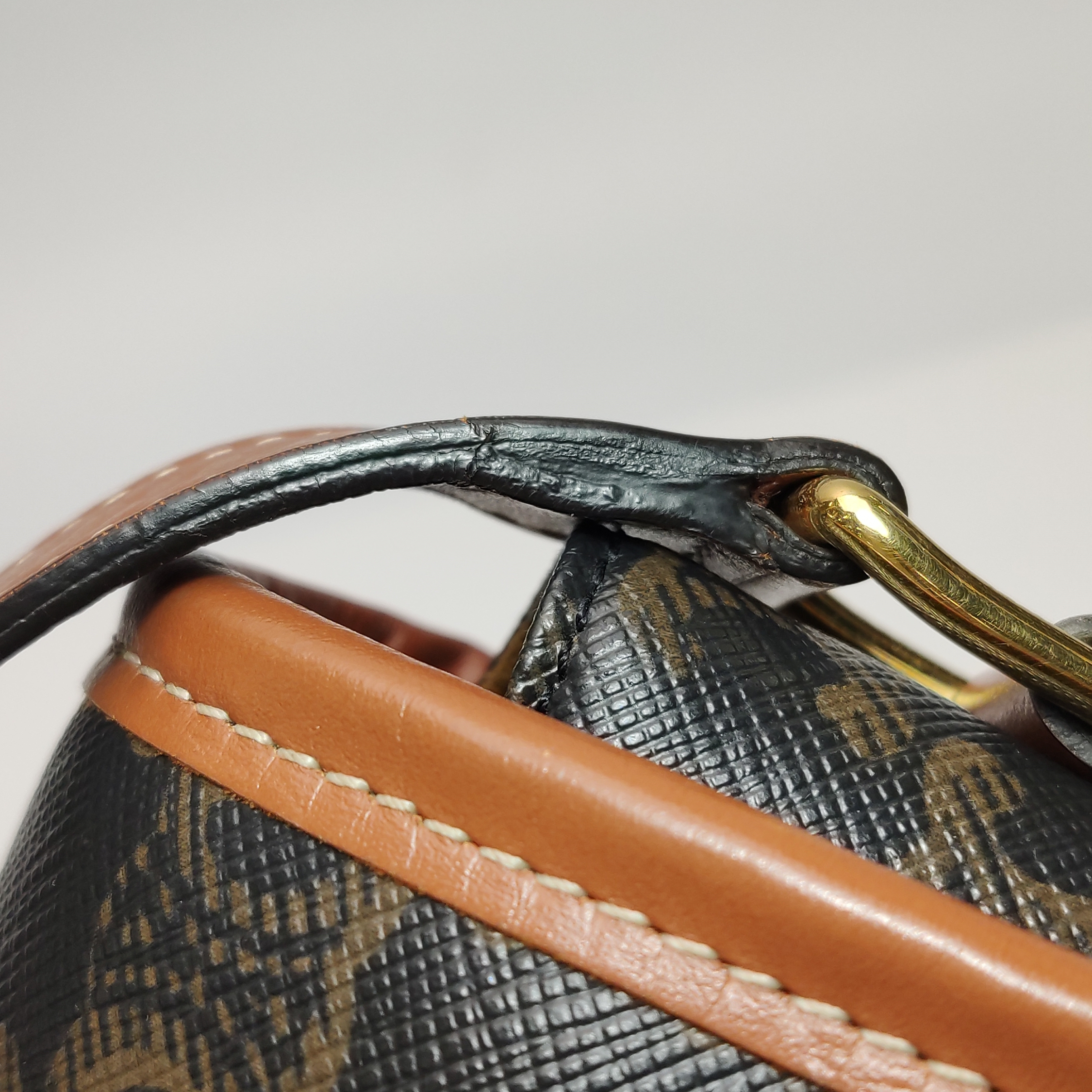Celine Folco Bag Triomphe Coated Canvas Medium — photo 19 of 21