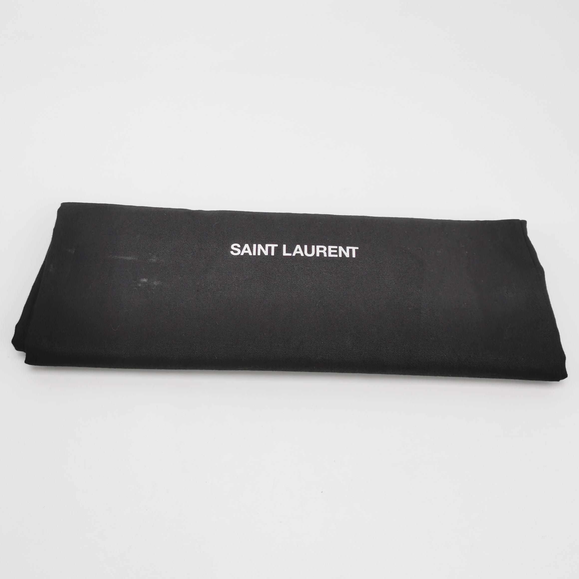 Saint Laurent(YSL) Classic Monogram Universite Messenger Bag Leather Medium — photo 7 of 28