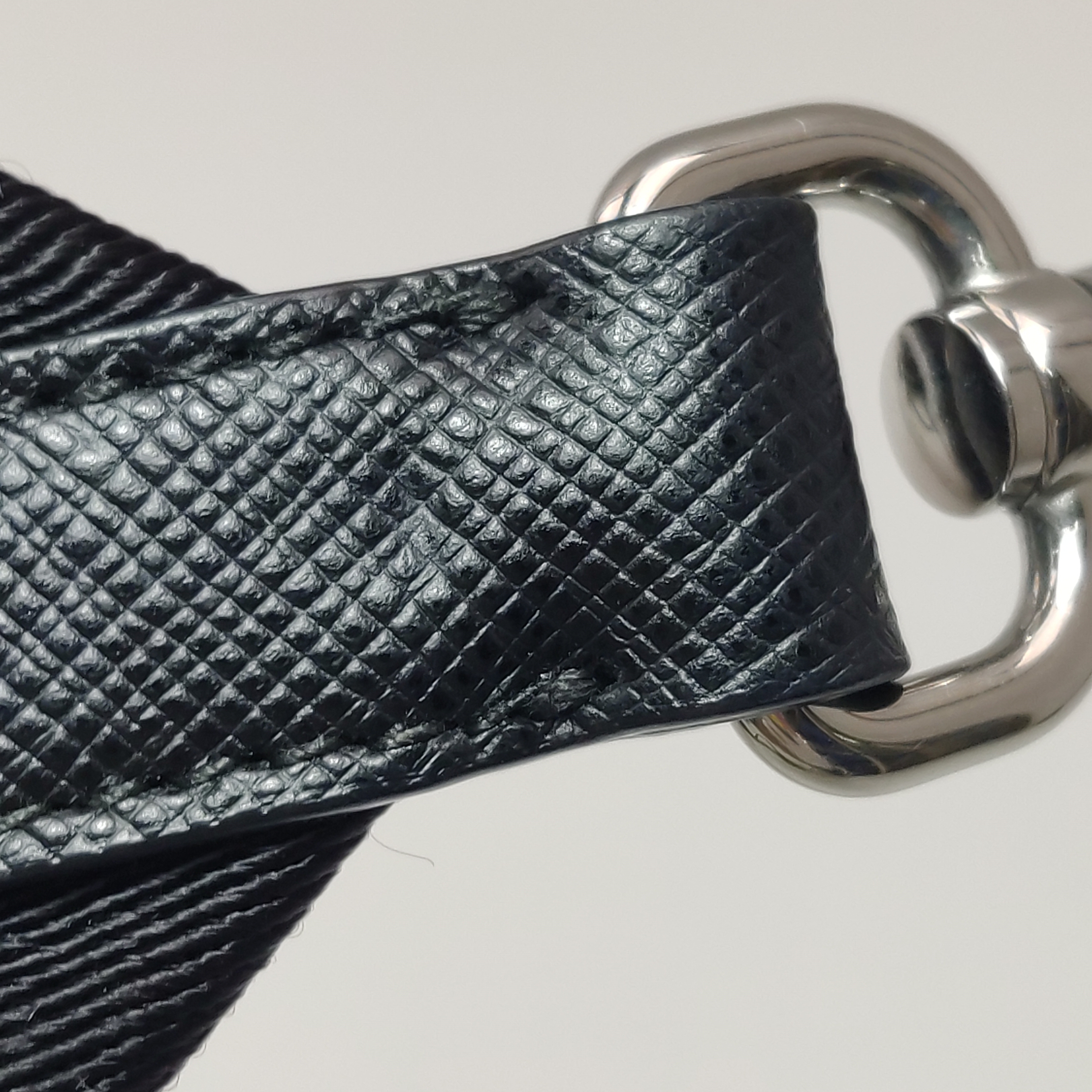Prada Re-Edition 2005 Shoulder Bag Tessuto Small