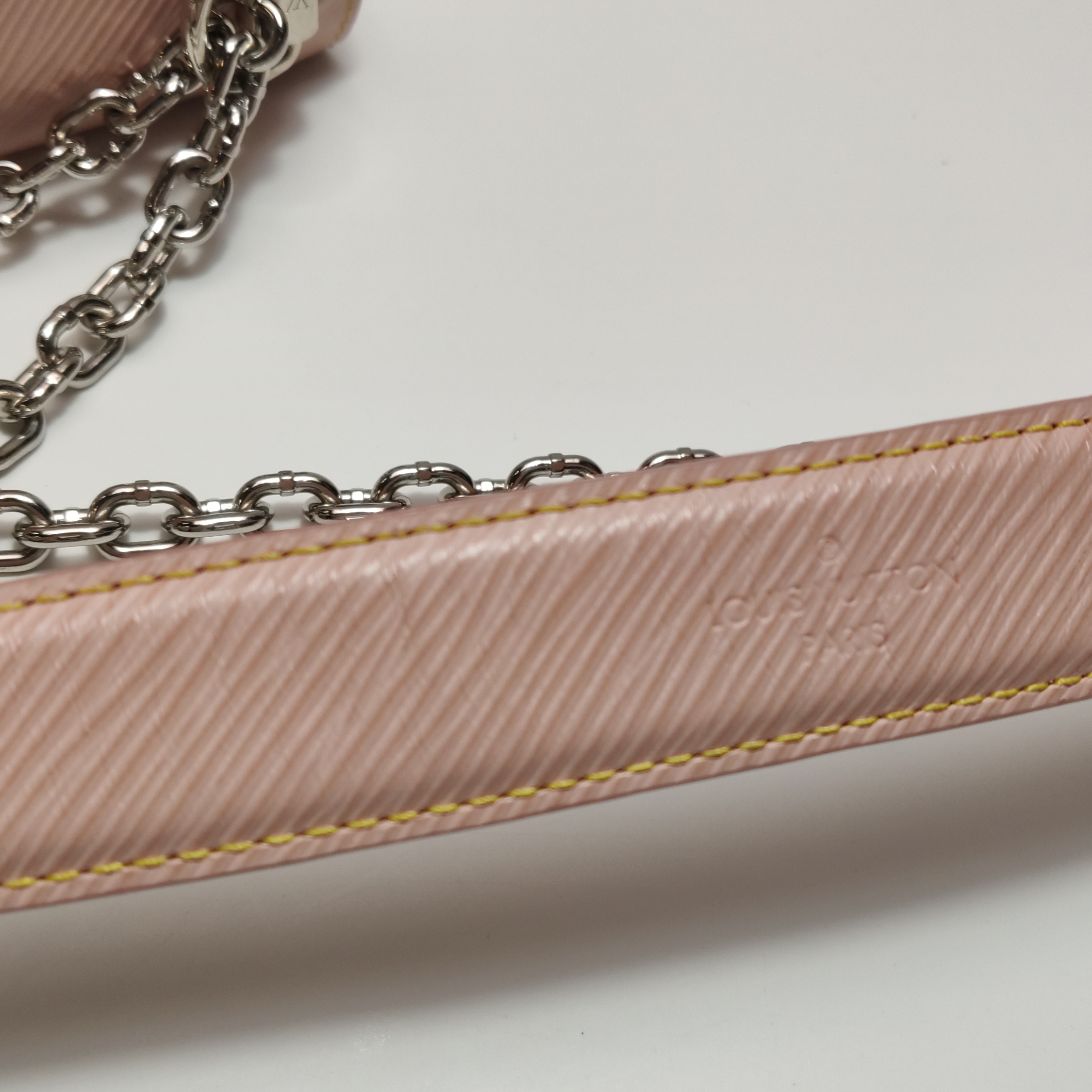 Louis Vuitton Twist Handbag Epi Leather MM