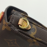 Louis Vuitton(LV) Micro Metis Monogram Canvas — thumbnail 11