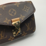 Louis Vuitton(LV) Micro Metis Monogram Canvas — thumbnail 9