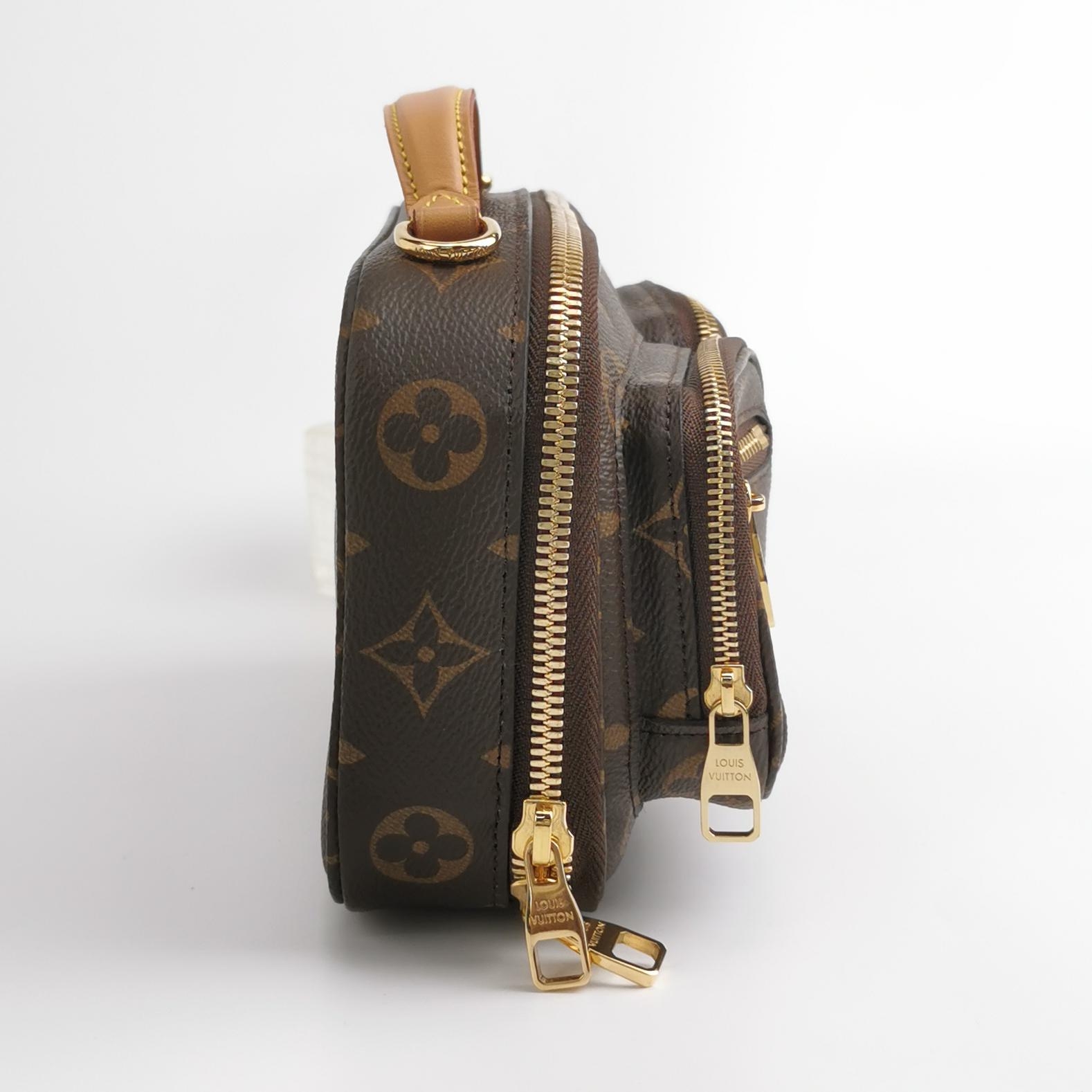 Louis Vuitton(LV) Utility Crossbody Bag Monogram Canvas — photo 4 of 17