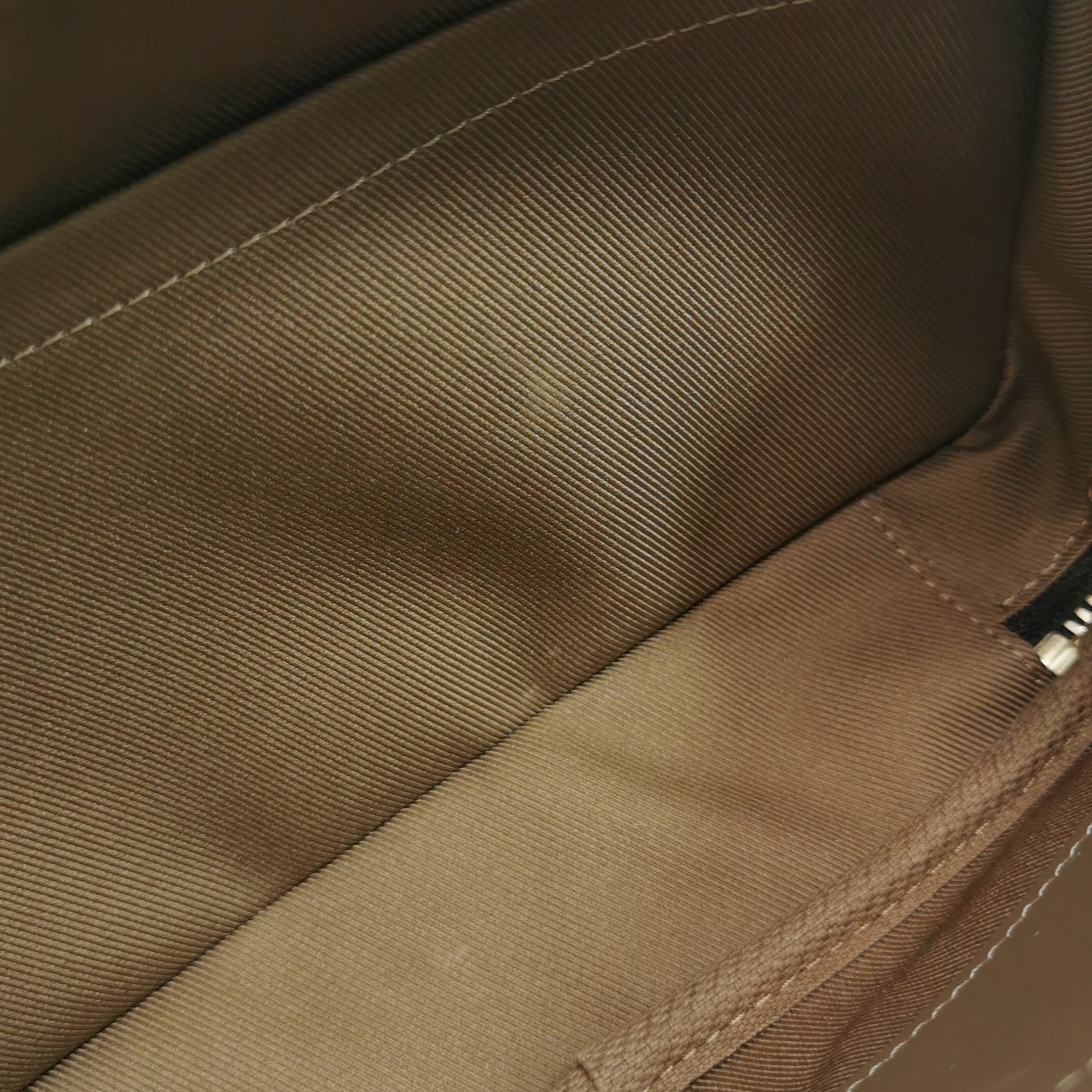 Louis Vuitton(LV) Utility Crossbody Bag Monogram Canvas — photo 11 of 17