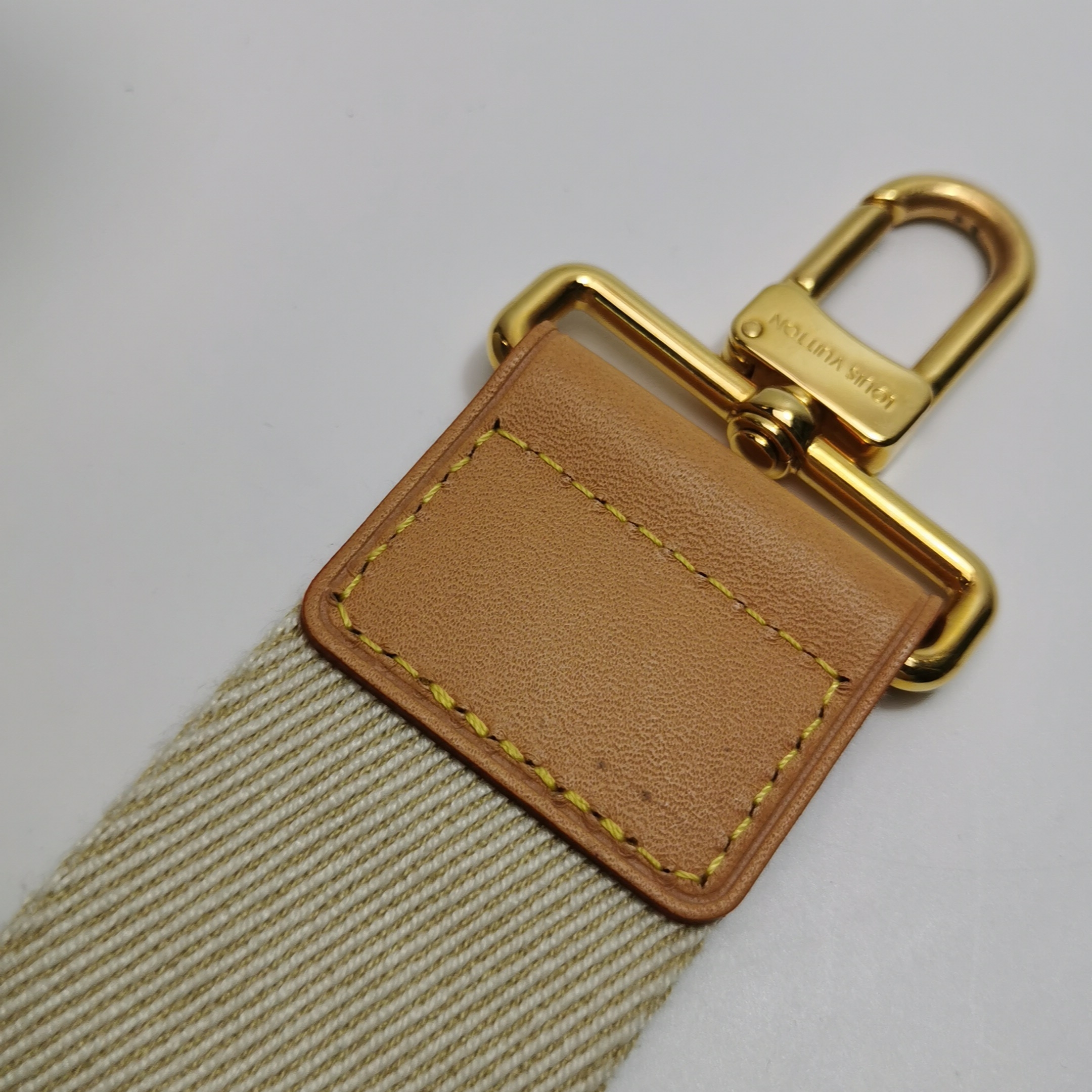 Louis Vuitton(LV) Utility Crossbody Bag Monogram Canvas — photo 17 of 17
