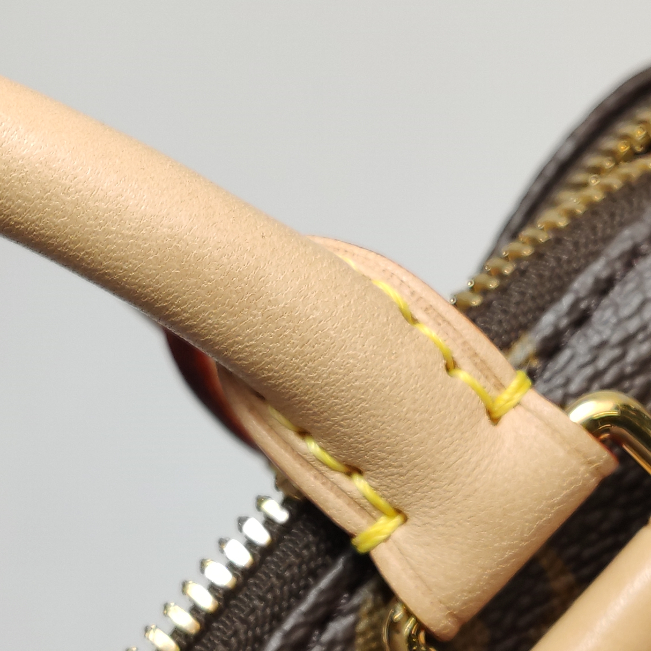  Louis Vuitton(LV) Speedy Bandouliere Bag Monogram Canvas 20 — photo 16 of 16
