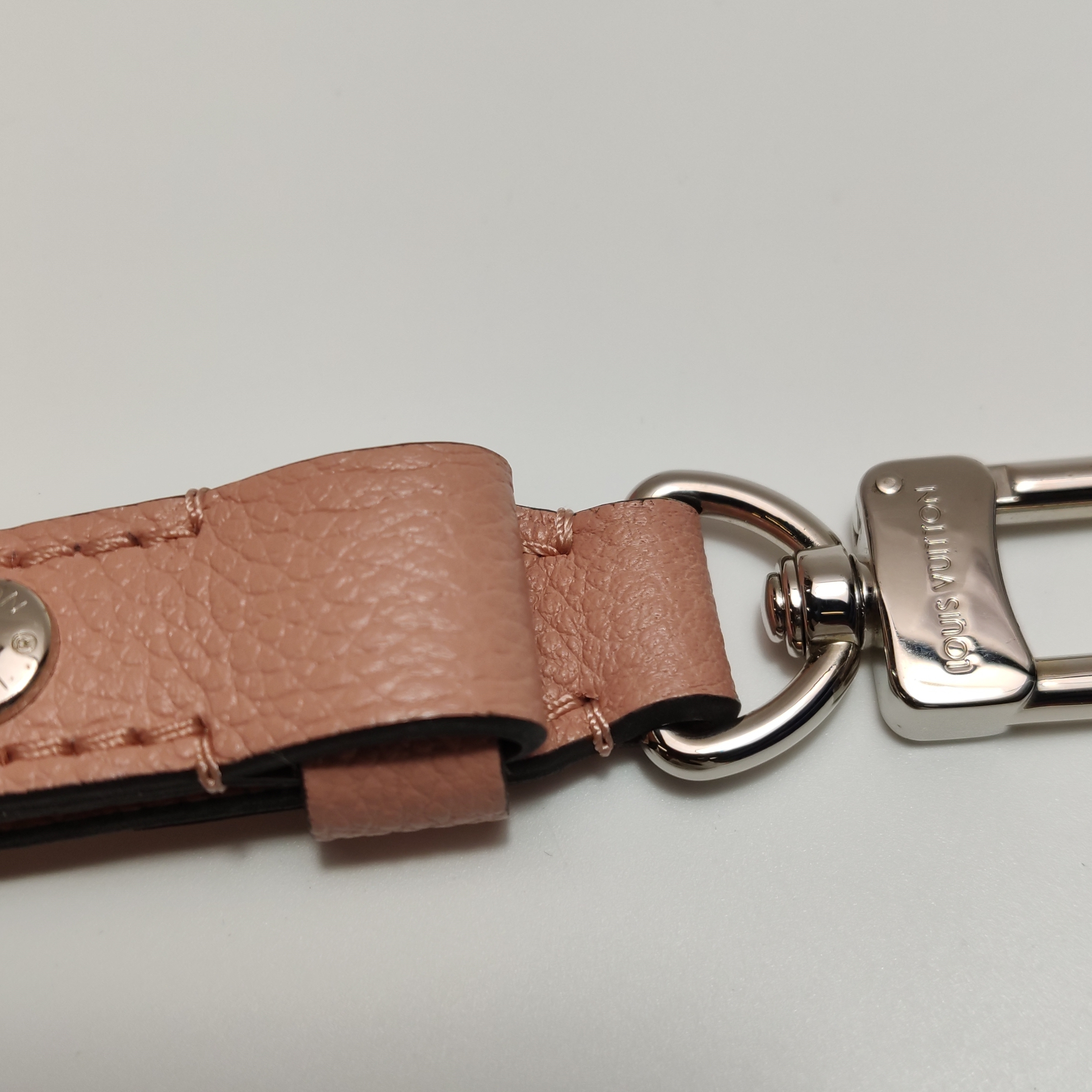 Louis Vuitton(LV) Buci Crossbody Bag Epi Leather — photo 12 of 13