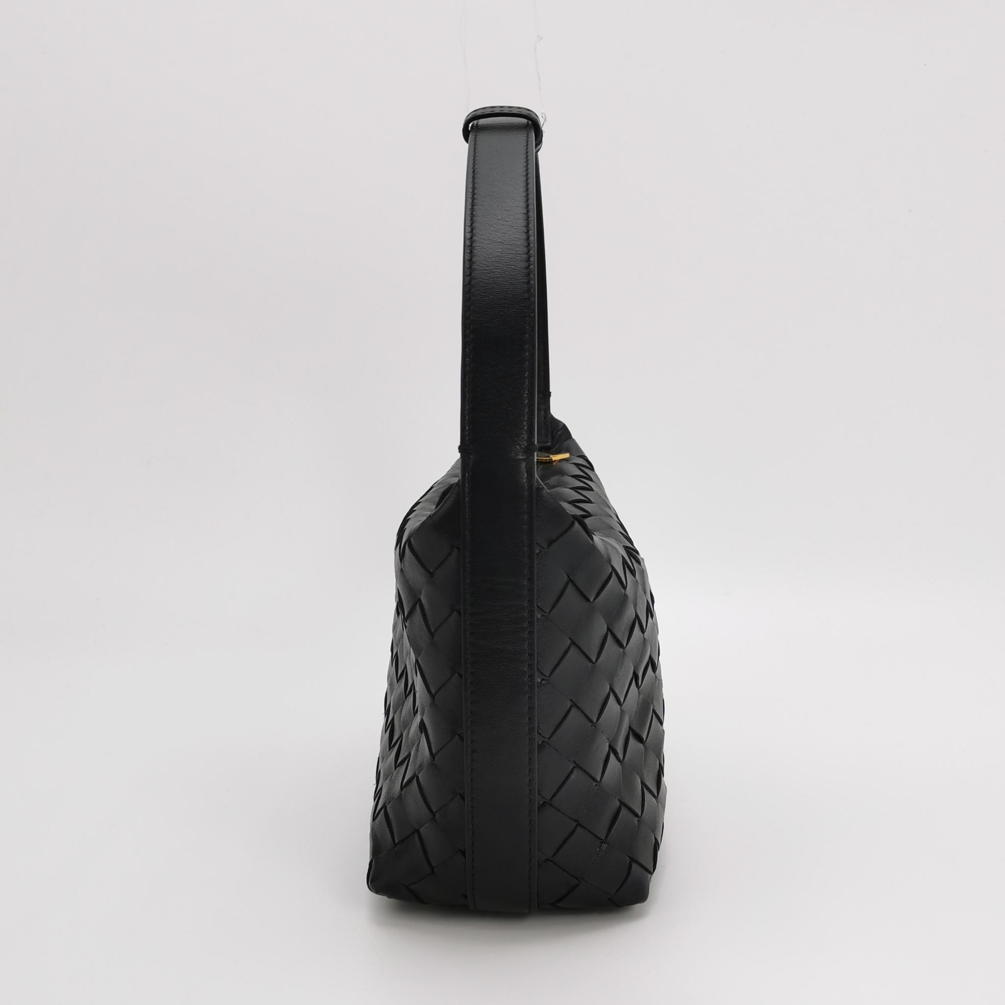 Bottega Veneta(BV) Wallace Shoulder Bag Intrecciato Nappa Mini — photo 3 of 11