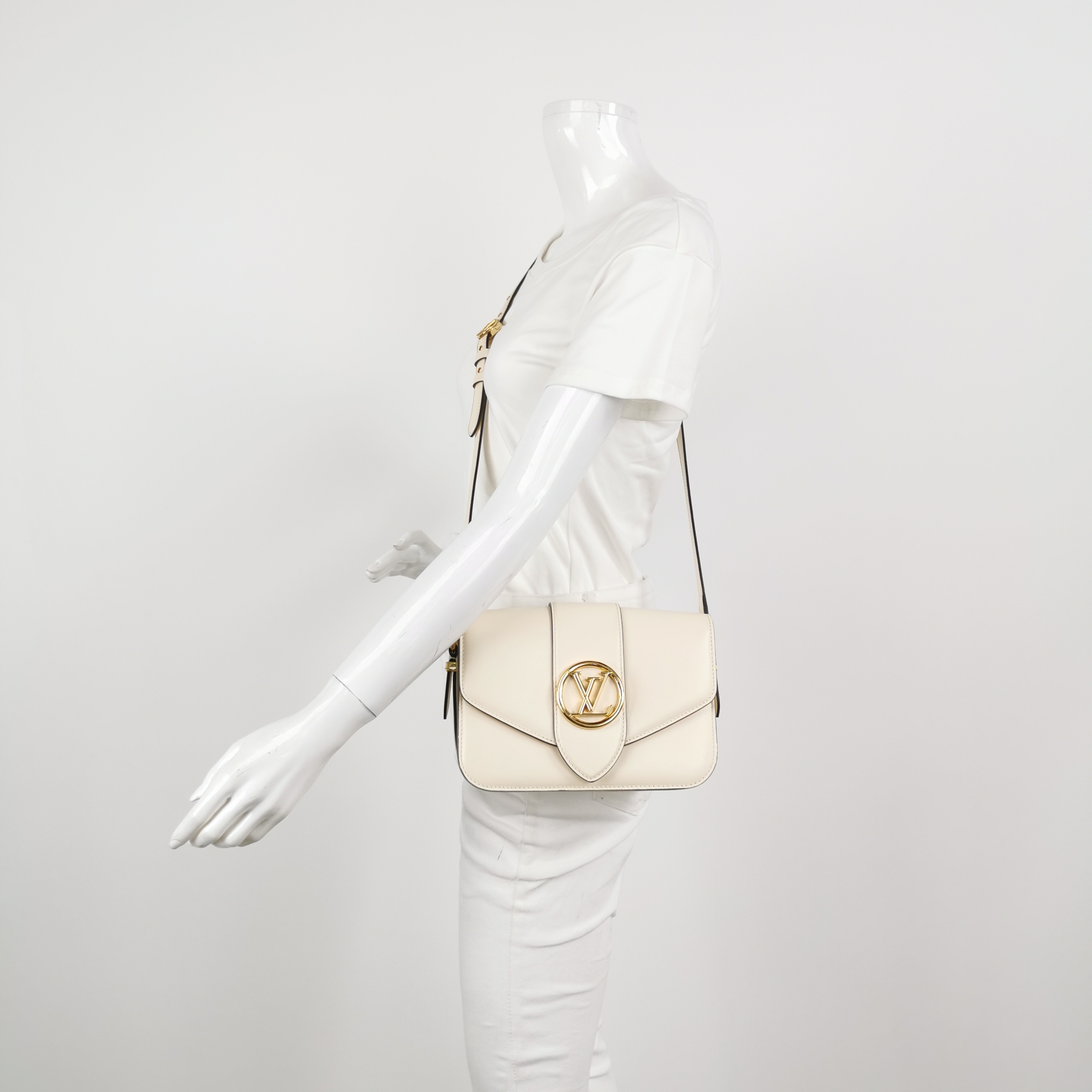 Louis Vuitton(LV) LV Pont 9 Bag Leather — alternate view