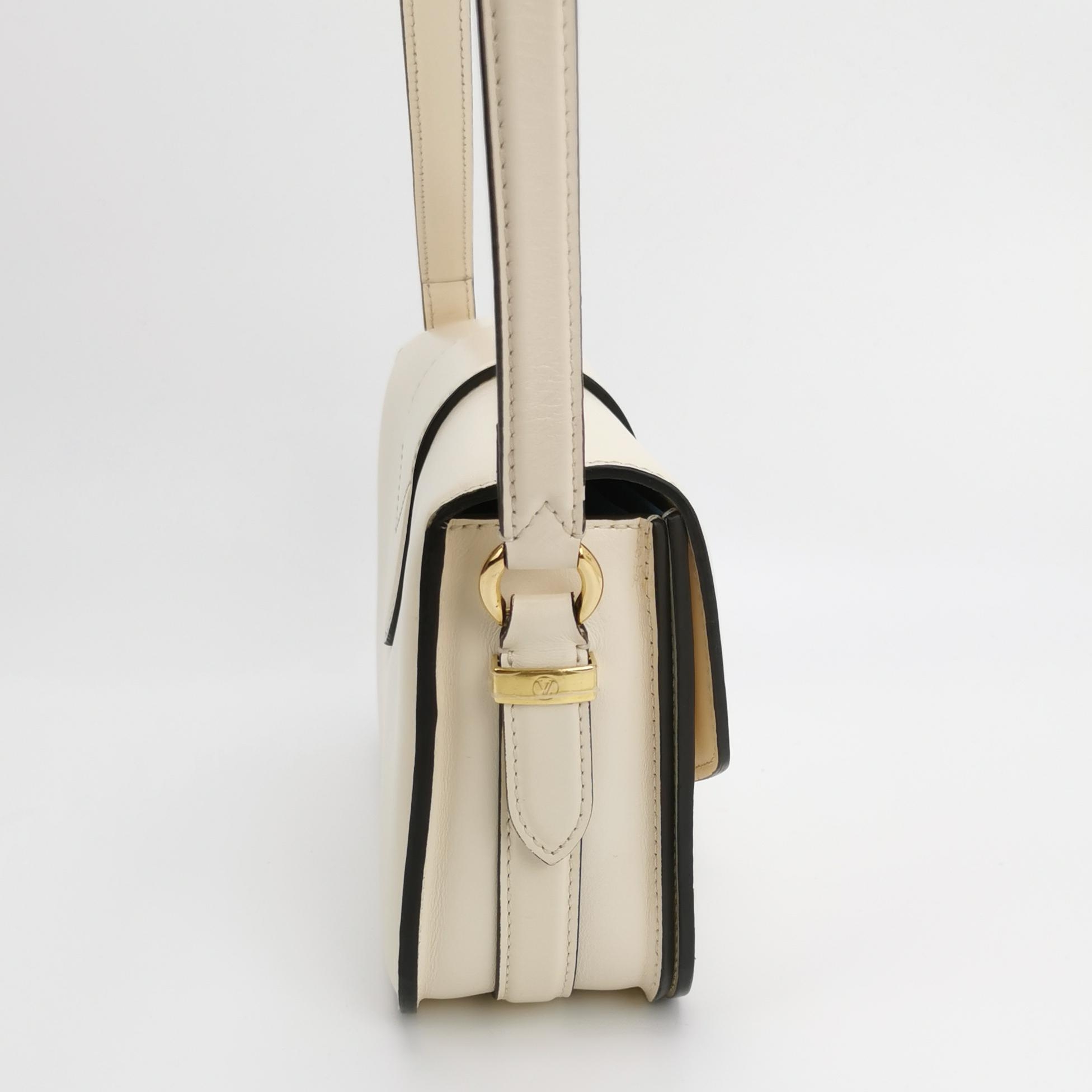 Louis Vuitton(LV) LV Pont 9 Bag Leather — photo 3 of 15