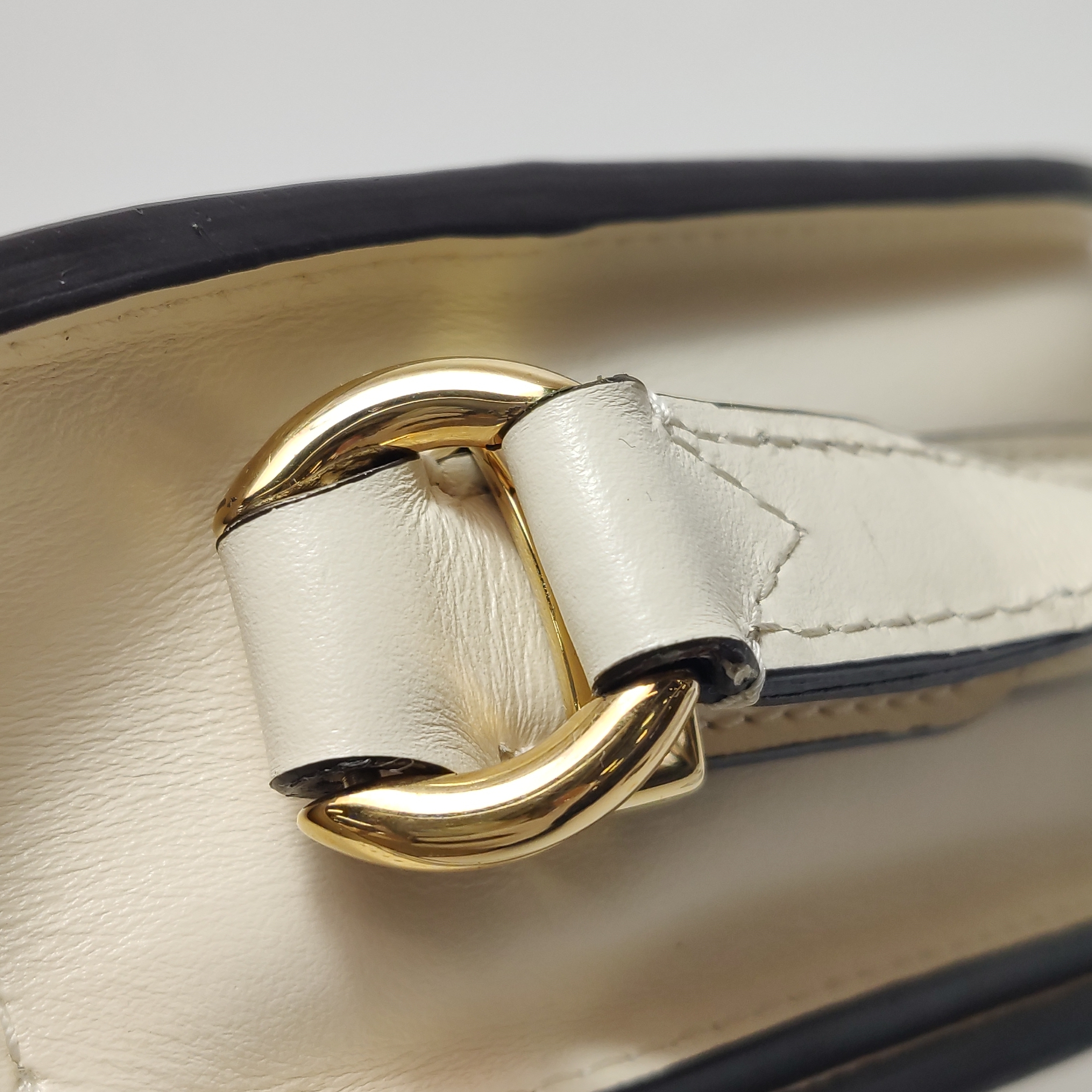 Louis Vuitton(LV) LV Pont 9 Bag Leather — photo 10 of 15