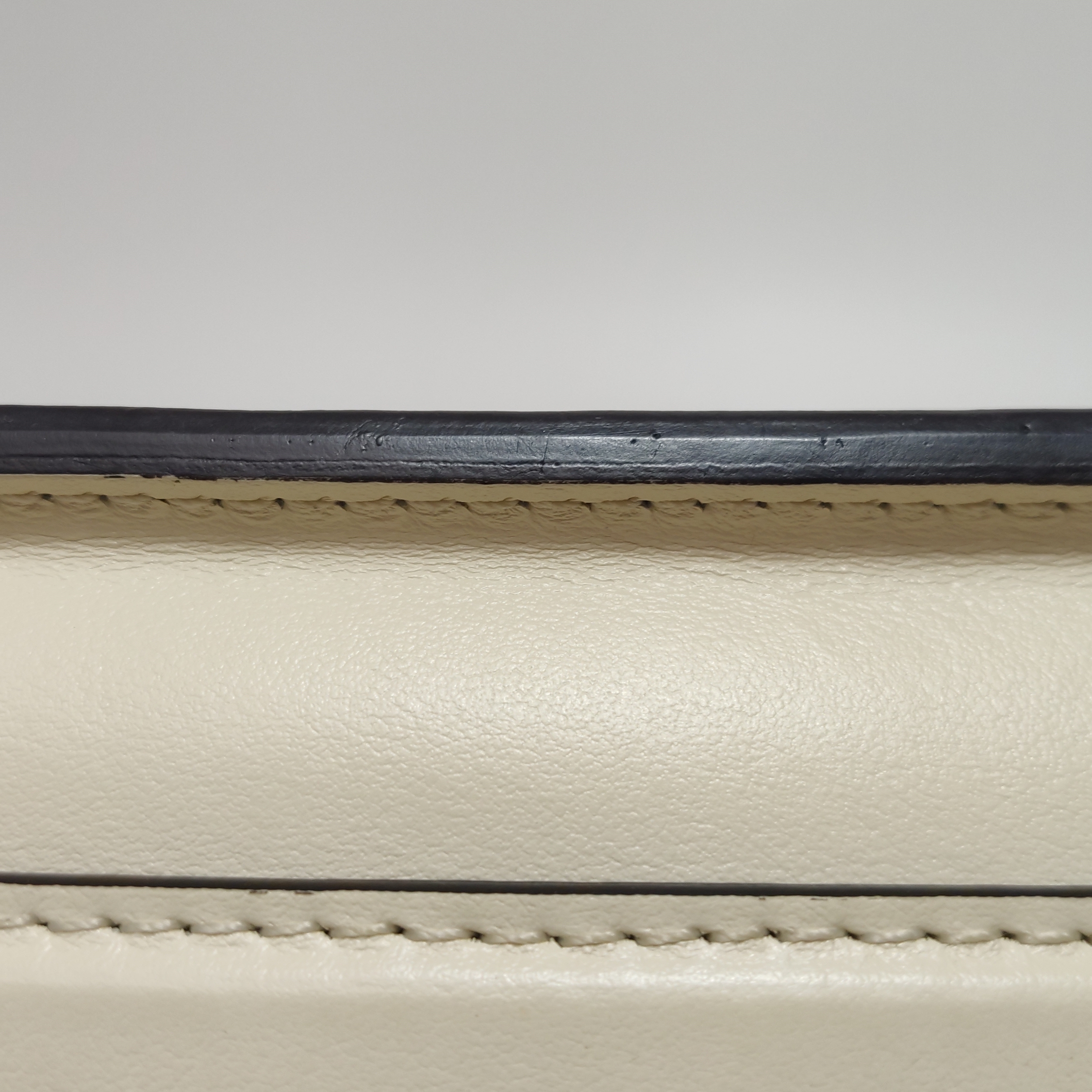 Louis Vuitton(LV) LV Pont 9 Bag Leather — photo 15 of 15