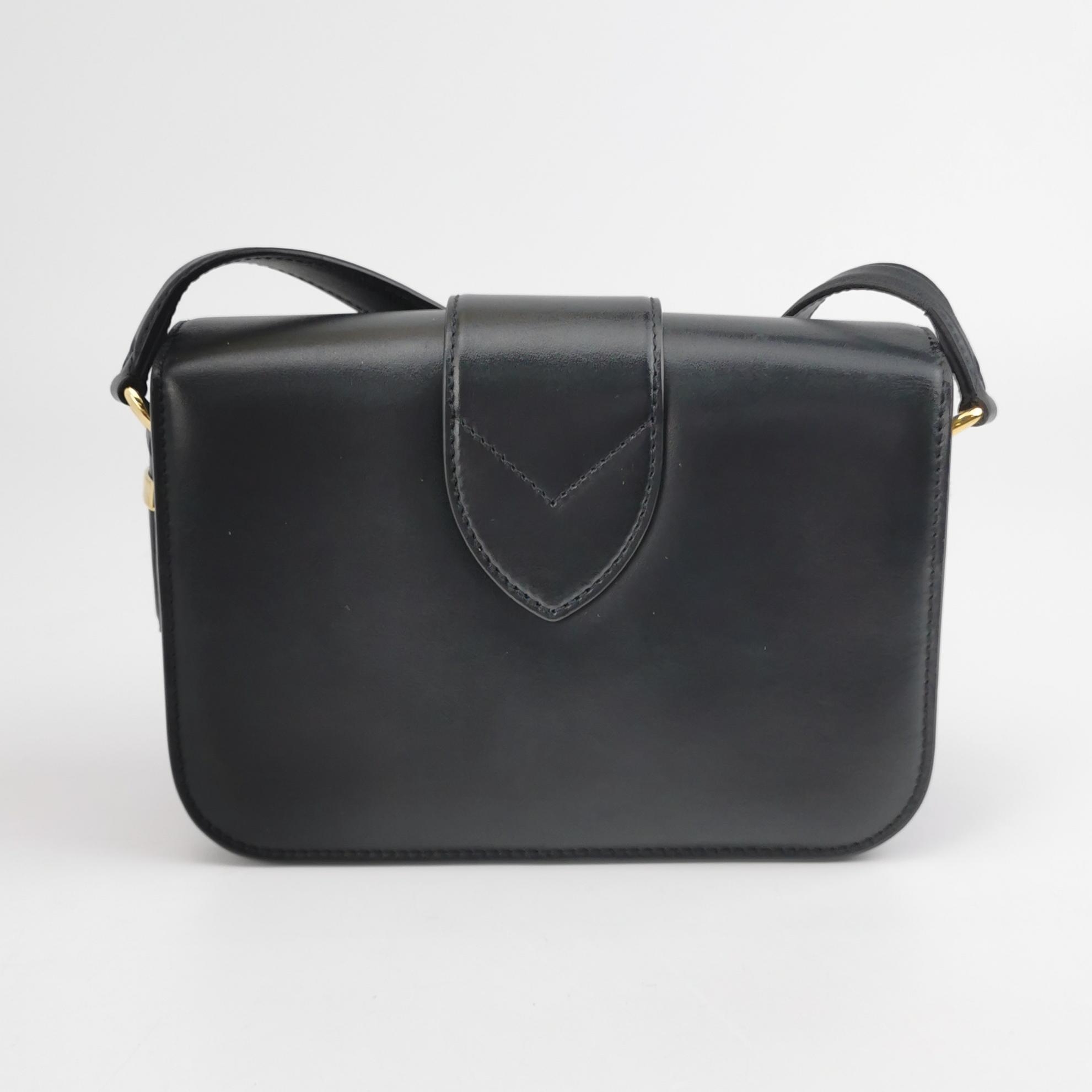 Louis Vuitton(LV) LV Pont 9 Bag Leather — photo 5 of 14