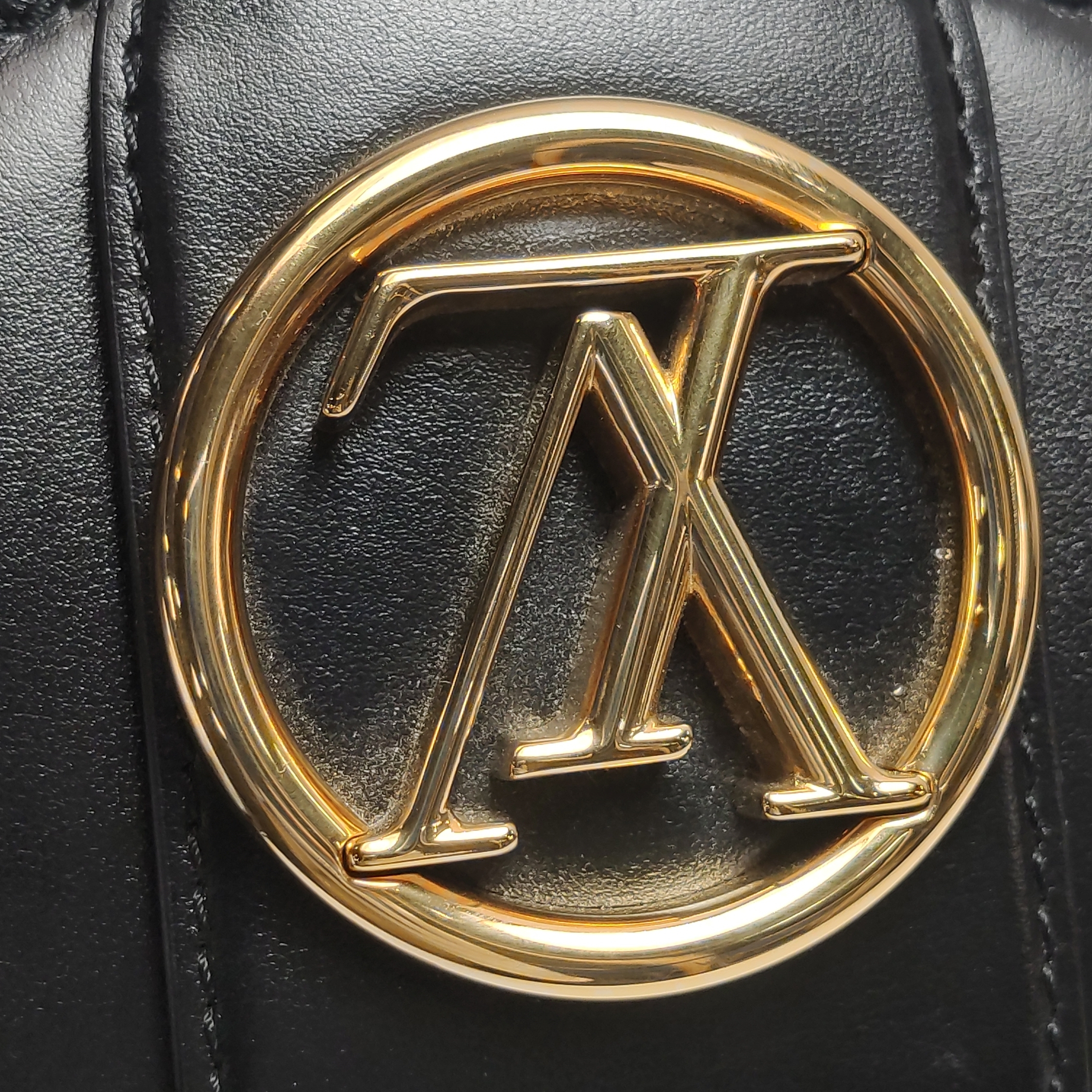 Louis Vuitton(LV) LV Pont 9 Bag Leather — photo 12 of 14