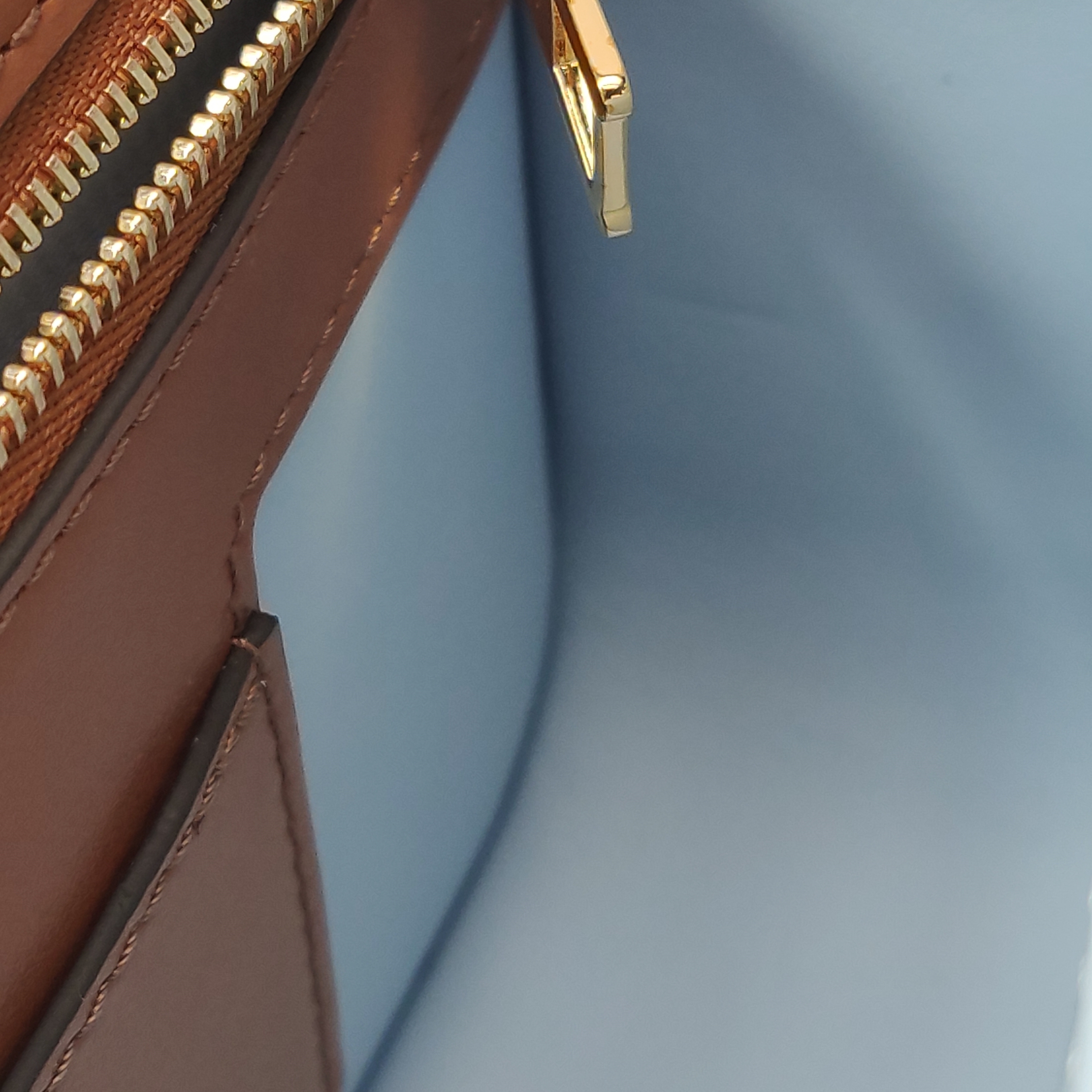 Louis Vuitton(LV) LV Pont 9 Bag Leather — photo 8 of 16