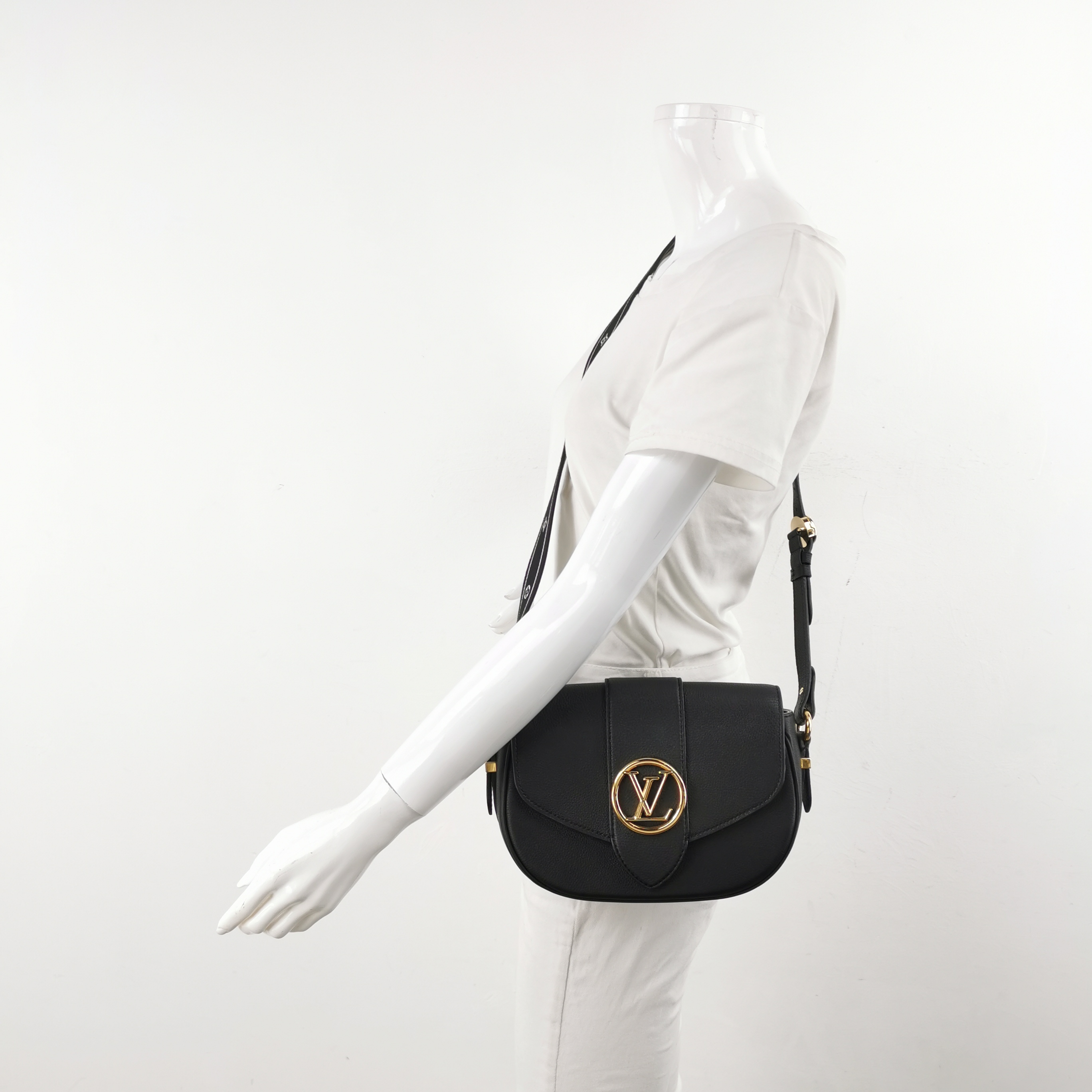 Louis Vuitton(LV) LV Pont 9 Soft Bag Leather — alternate view