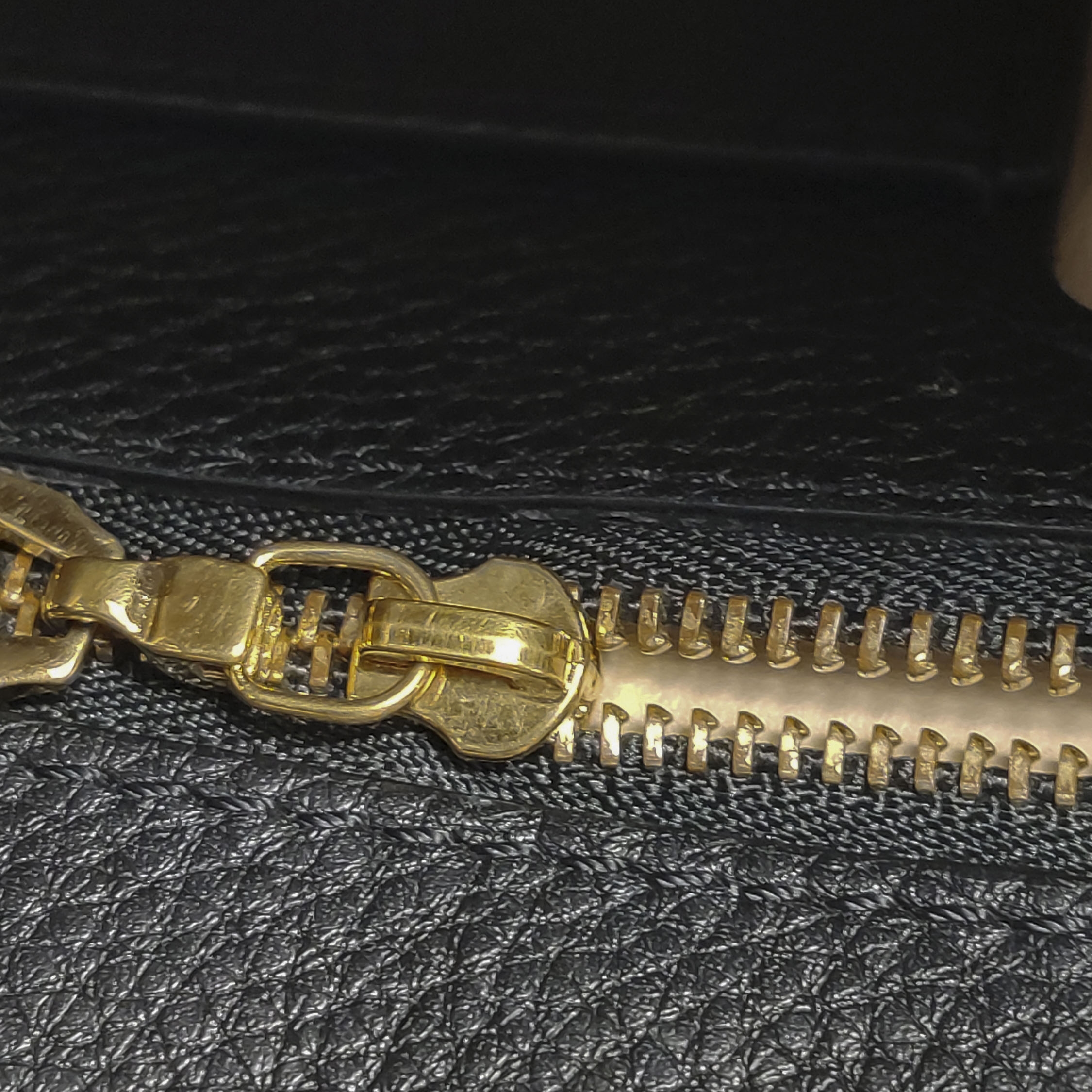 Louis Vuitton(LV) LV Pont 9 Soft Bag Leather — photo 12 of 14