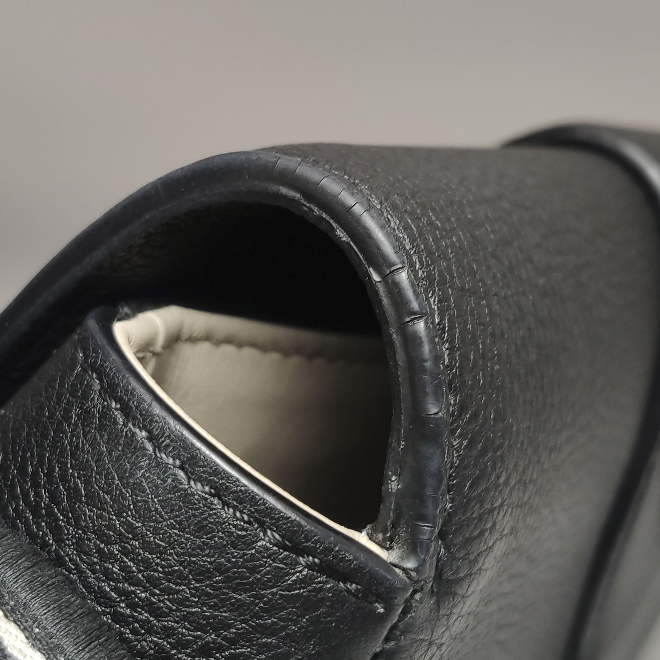 Louis Vuitton(LV) LV Pont 9 Soft Bag Leather — photo 9 of 14