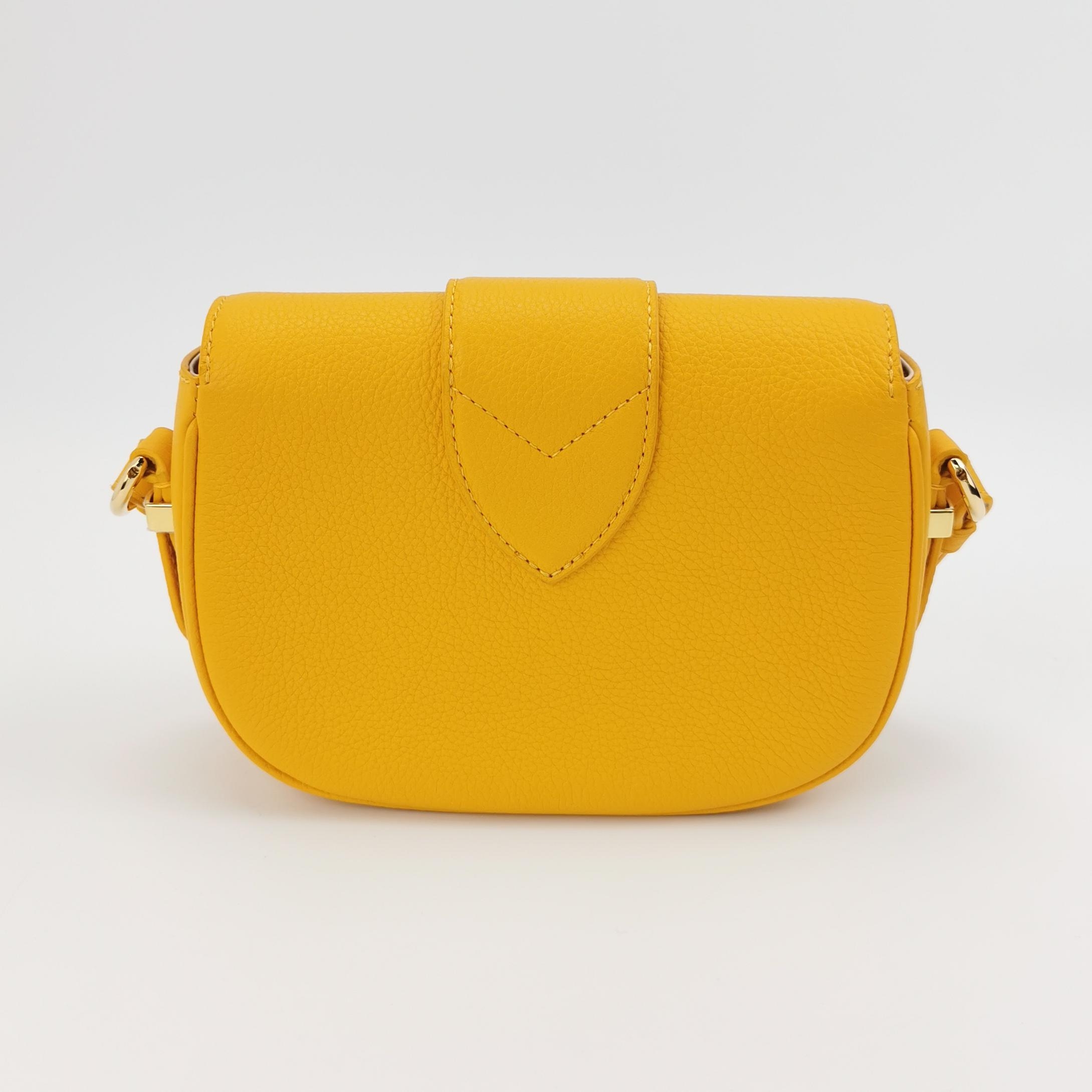 Louis Vuitton(LV) LV Pont 9 Soft Bag Leather PM — photo 5 of 12