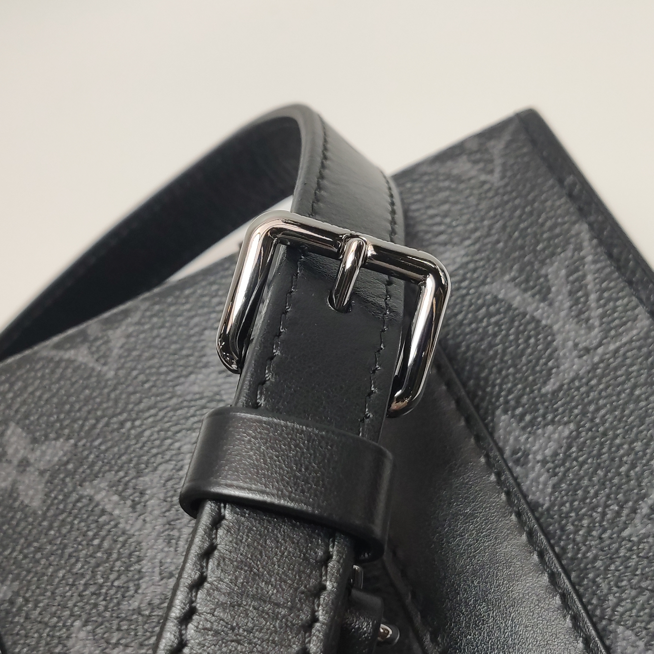 Louis Vuitton(LV) Sac Plat Bag Monogram Eclipse Canvas Mini — photo 12 of 16