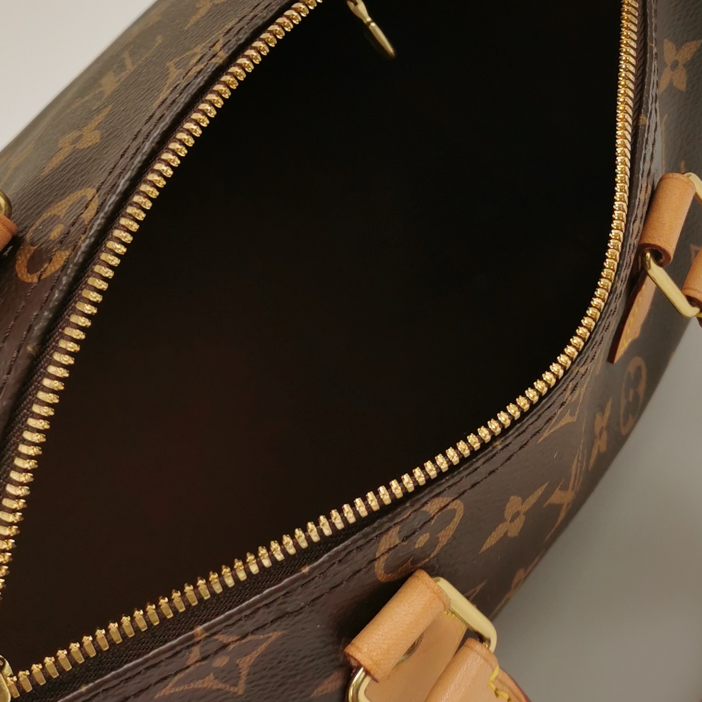 Louis Vuitton(LV) Speedy Bandouliere Bag Monogram Canvas 25 — photo 7 of 17