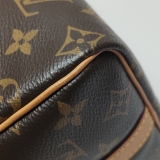 Louis Vuitton(LV) Speedy Bandouliere Bag Monogram Canvas 25 — thumbnail 9