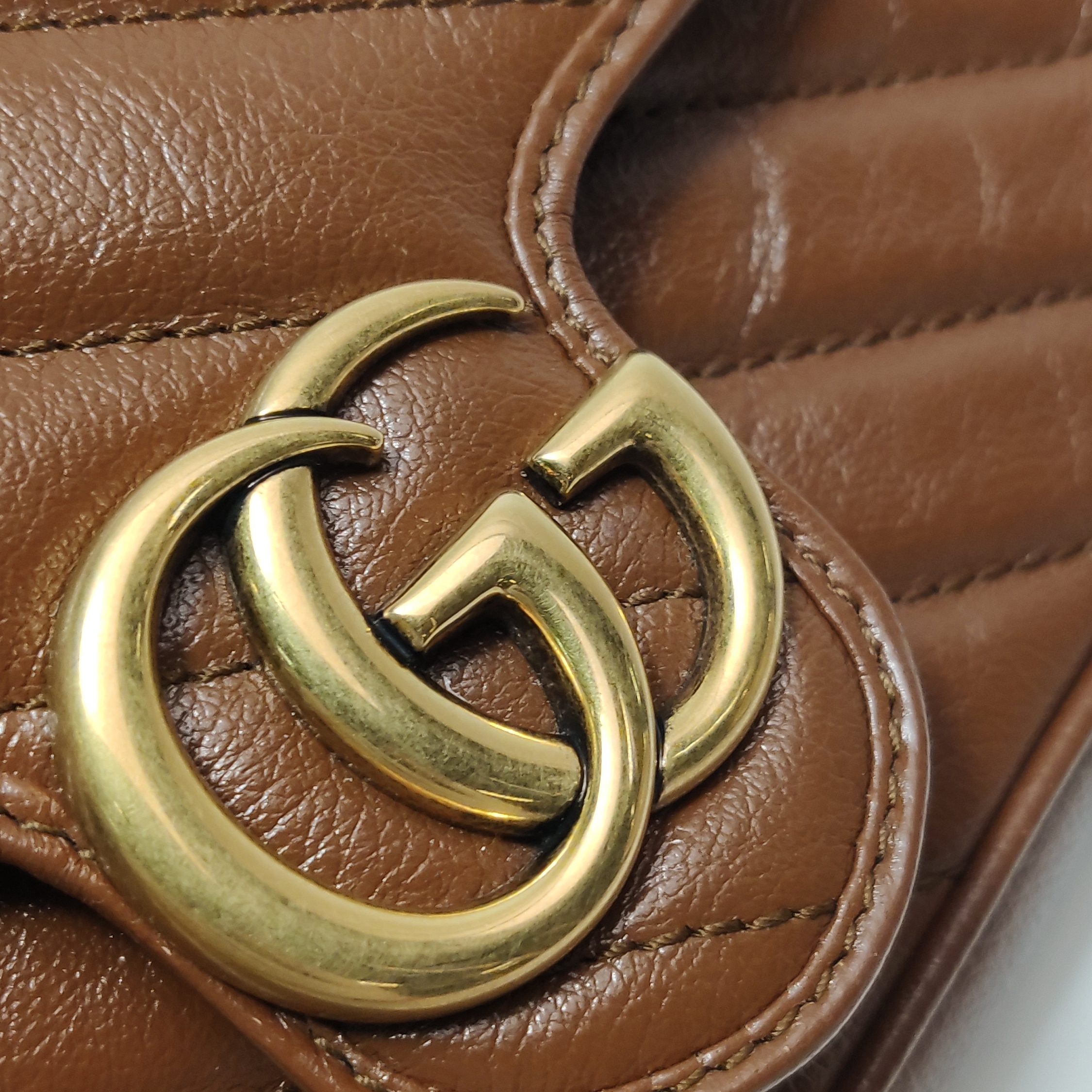 Gucci GG Marmont Flap Bag Diagonal Quilted Leather Super Mini — photo 13 of 14