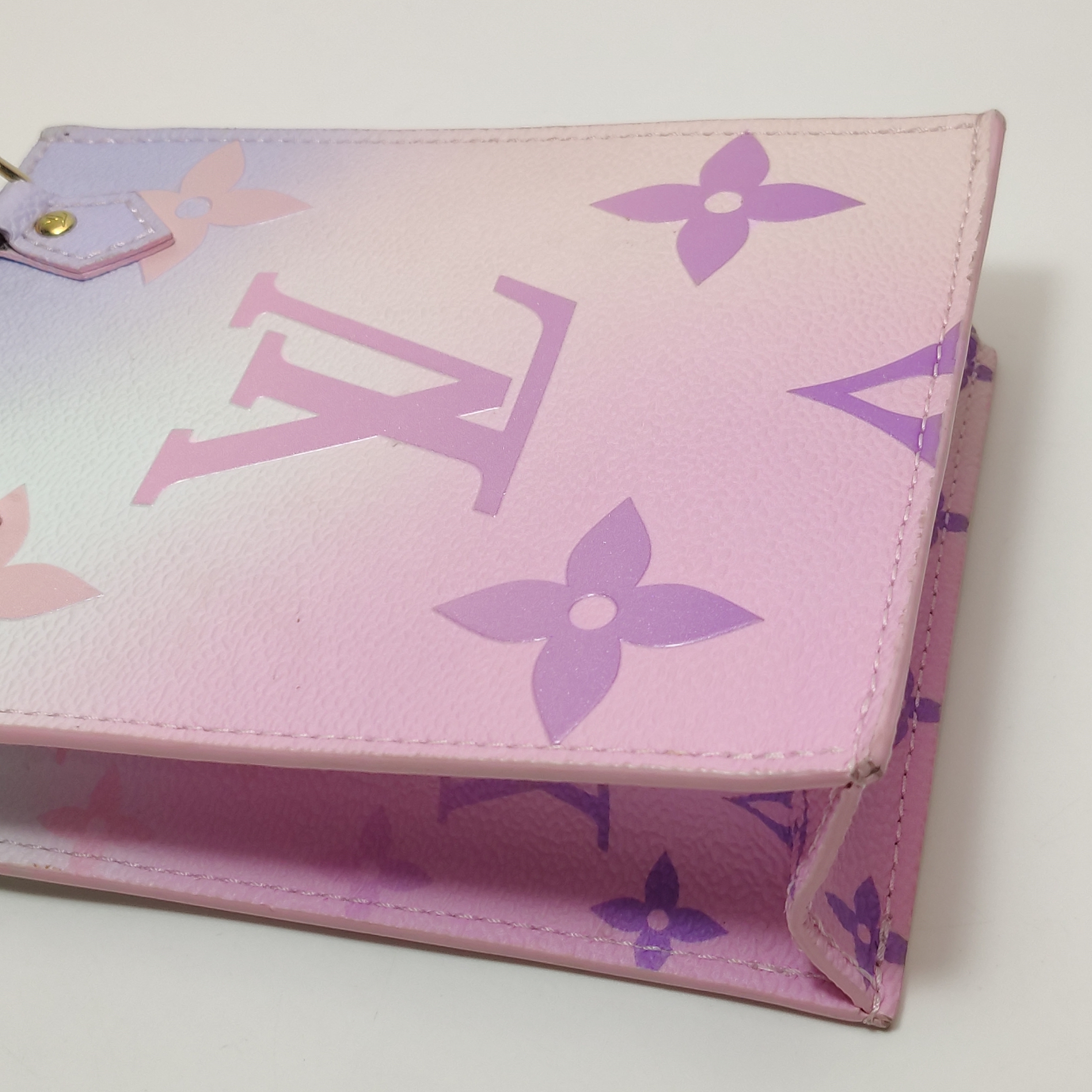 Louis Vuitton(LV) Petit Sac Plat Bag Spring in the City Monogram Giant Canvas — photo 8 of 15