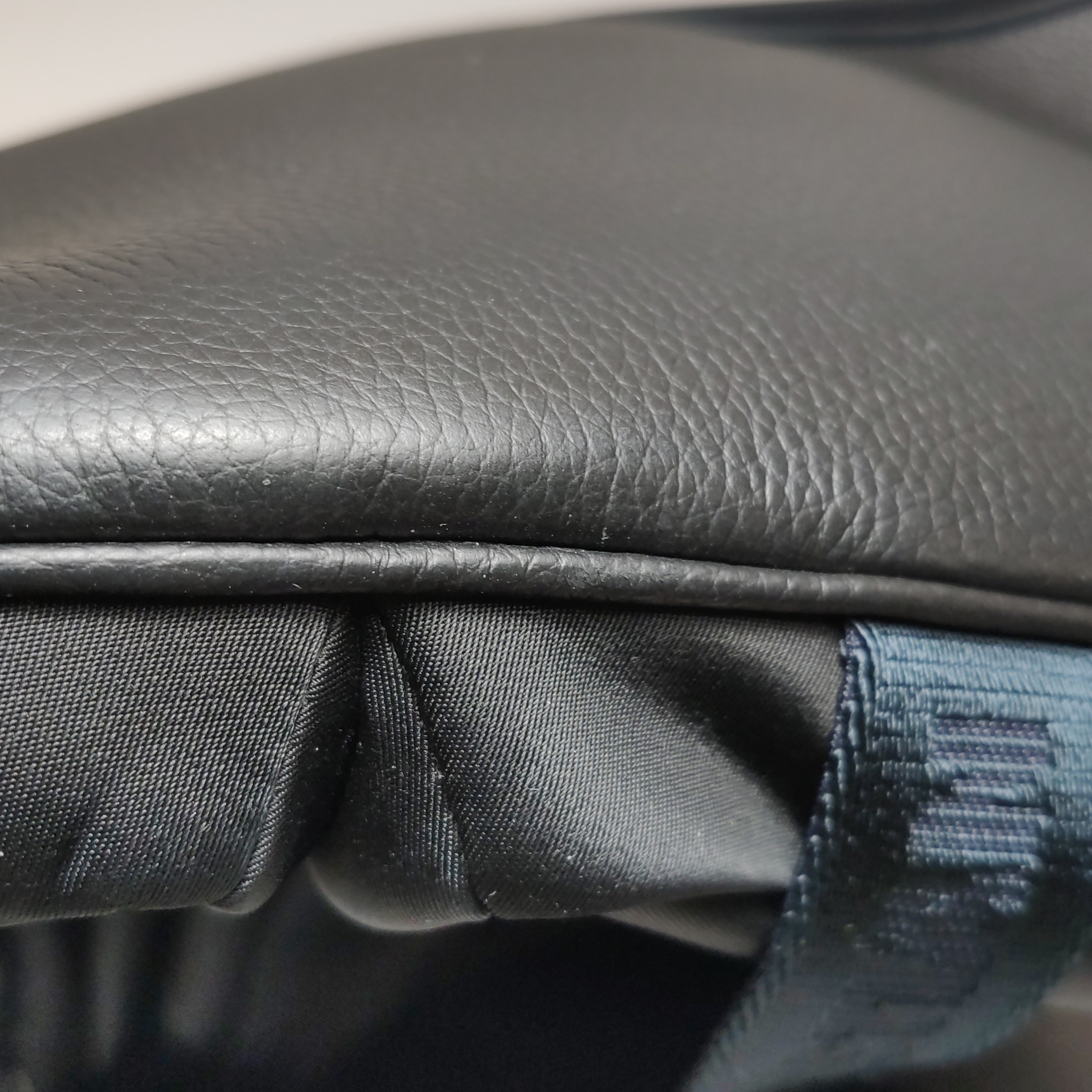 Christian Dior Saddle Messenger Pouch Leather — photo 12 of 15
