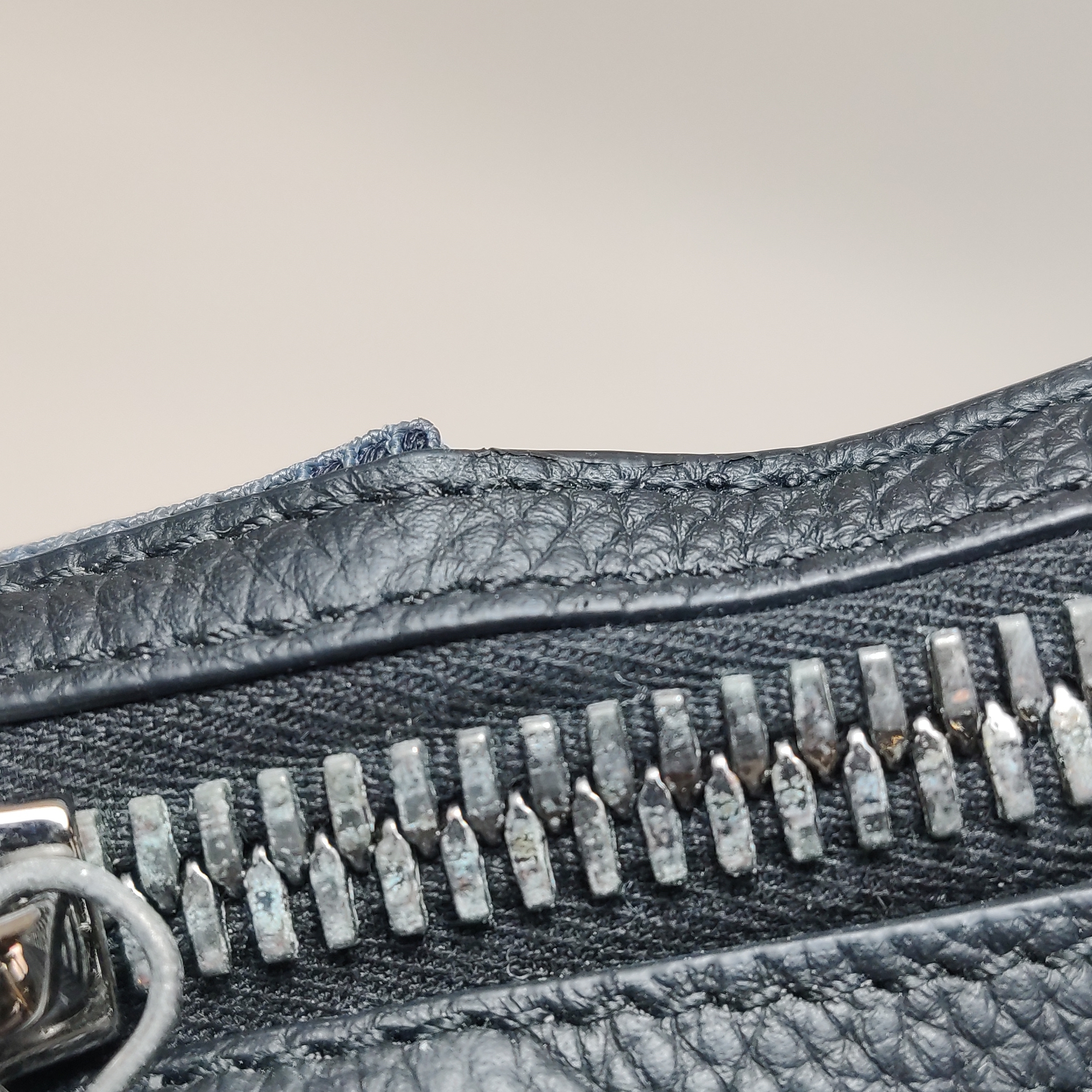 Christian Dior Saddle Messenger Pouch Leather — photo 14 of 15