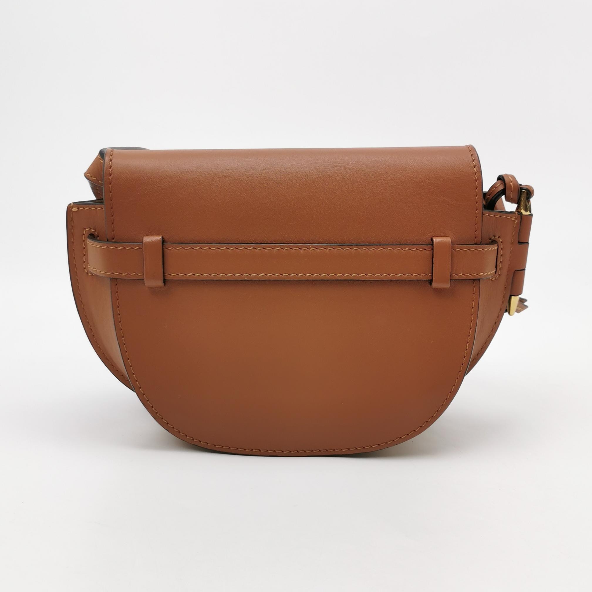 Loewe Gate Dual Shoulder Bag Leather Mini — photo 5 of 18