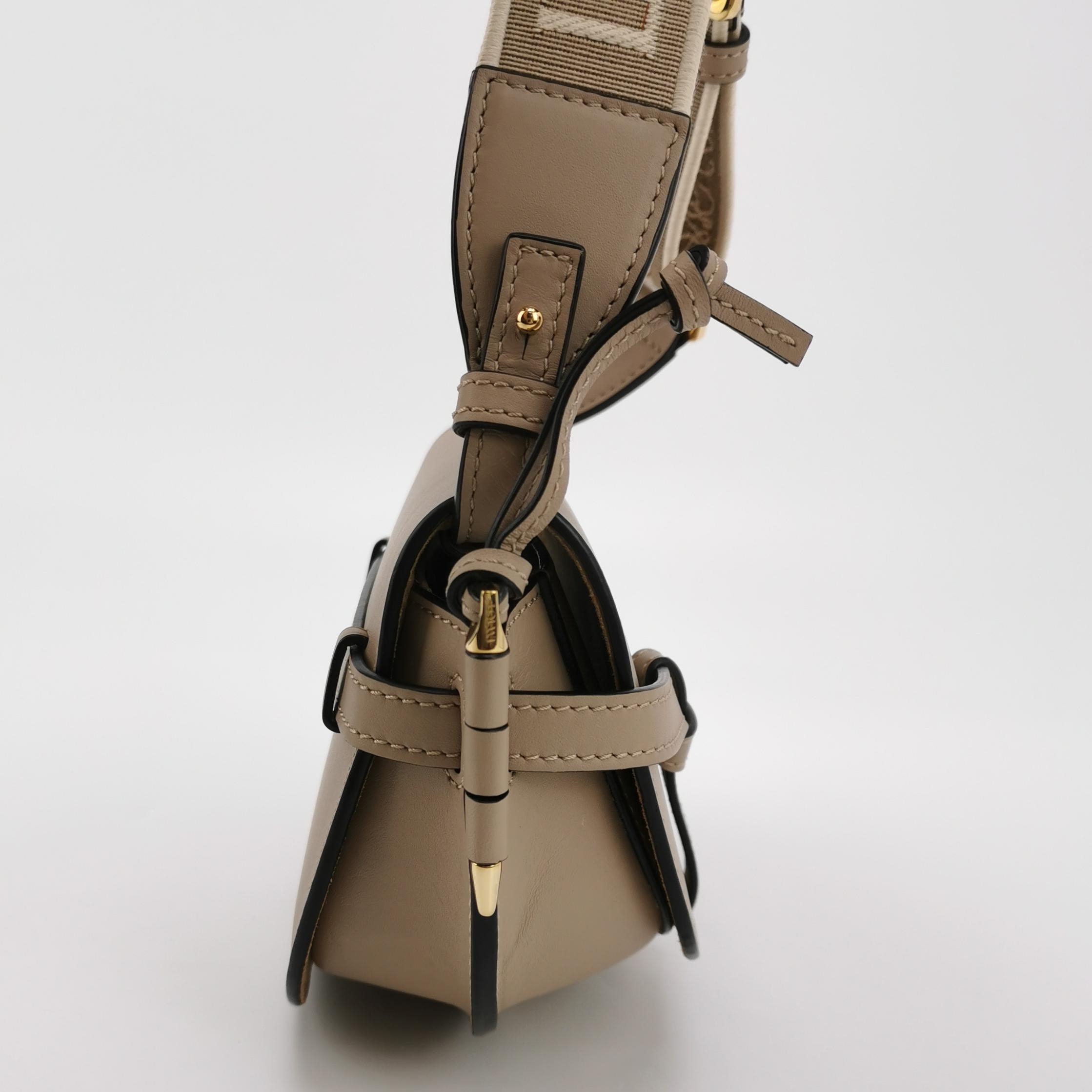 Loewe Gate Dual Shoulder Bag Leather Mini — photo 4 of 11