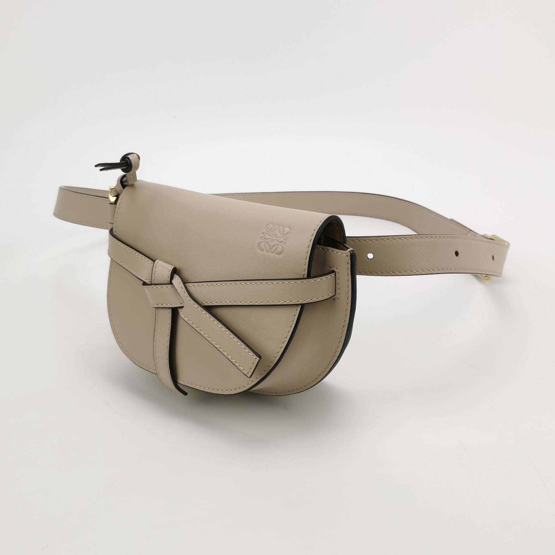 Loewe Gate Belt Bag Leather Mini — photo 4 of 13