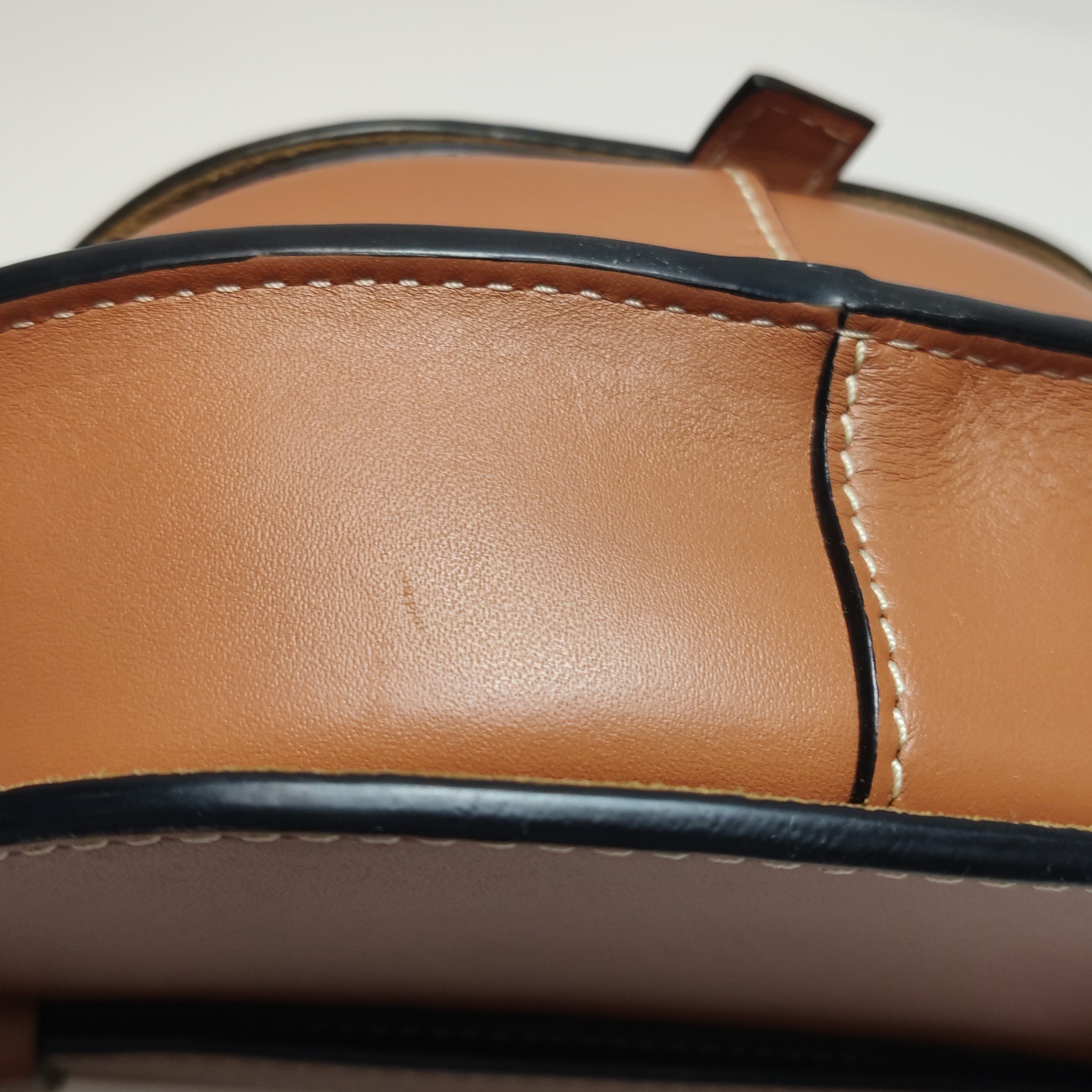 Loewe Gate Belt Bag Leather Mini — photo 10 of 13