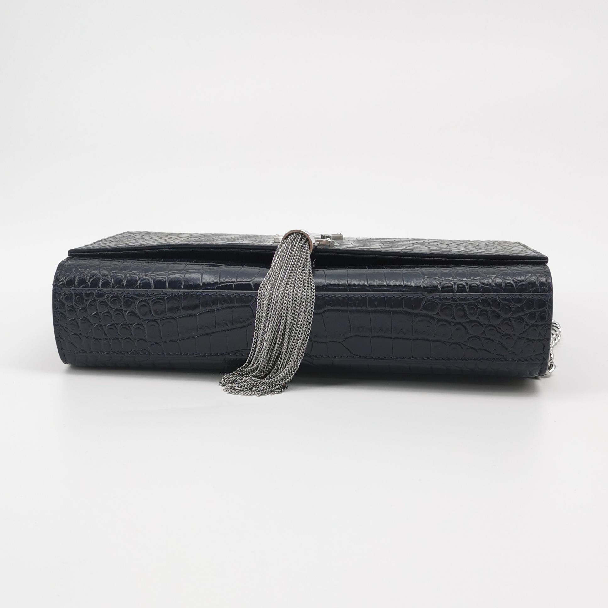 Saint Laurent(YSL) Classic Monogram Tassel Crossbody Bag Crocodile Embossed Leather Medium — photo 6 of 13