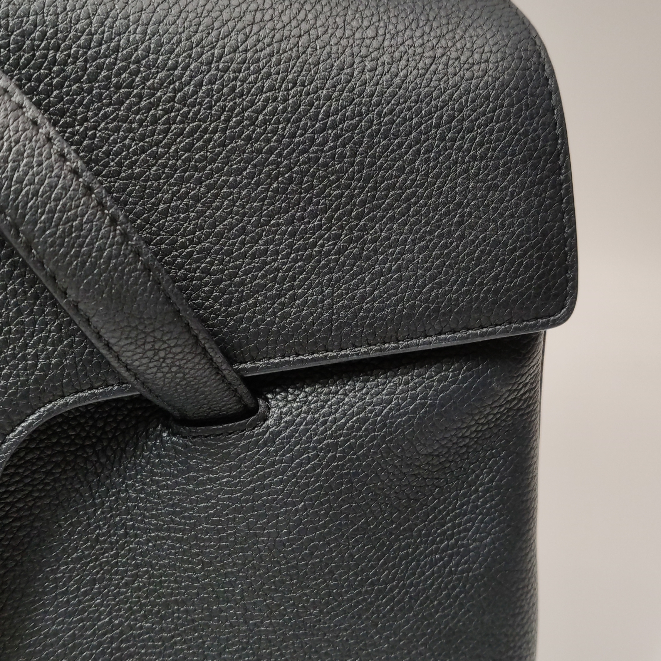 Celine Soft 16 Bag Smooth Calfskin Medium — photo 9 of 15