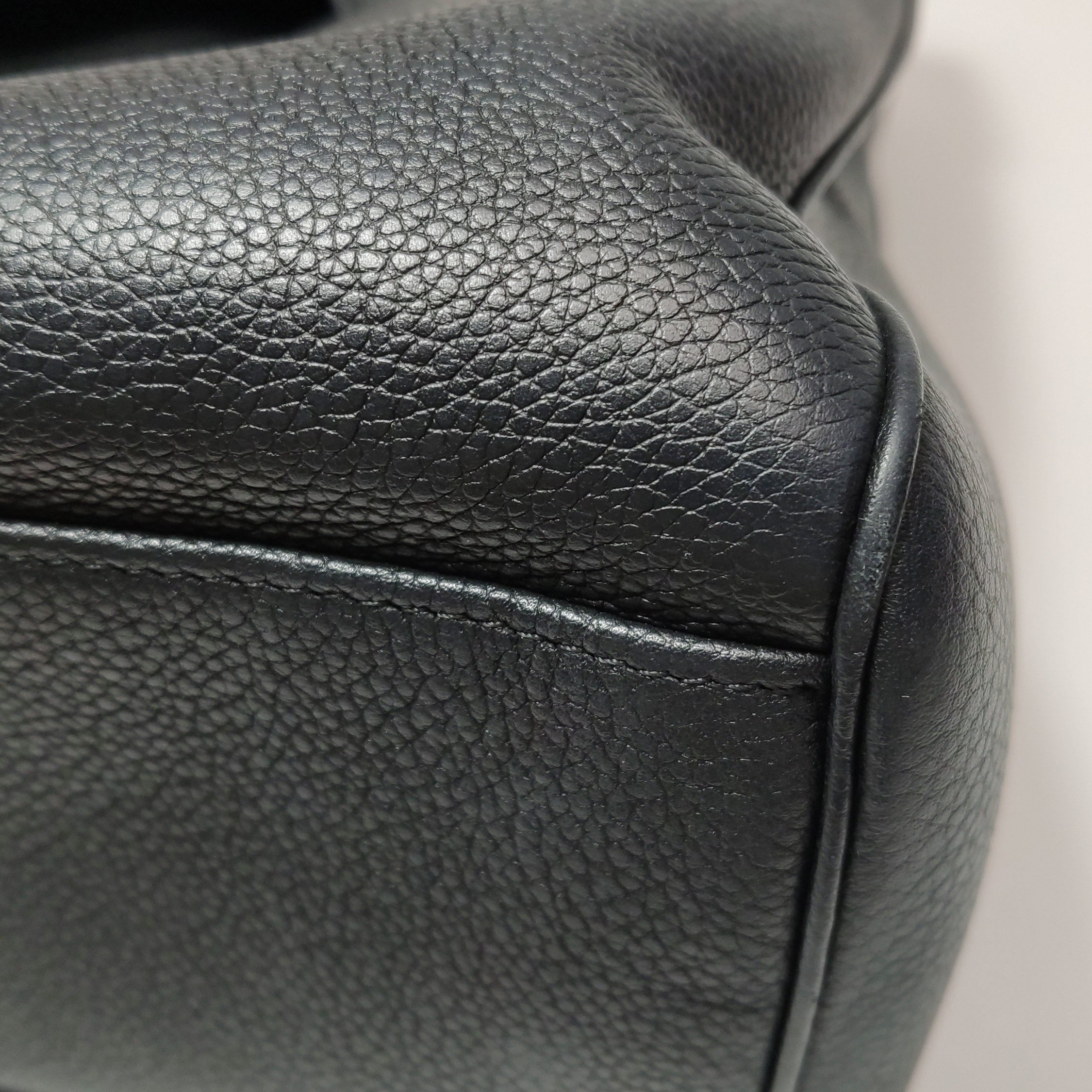 Celine Soft 16 Bag Smooth Calfskin Medium — photo 10 of 15