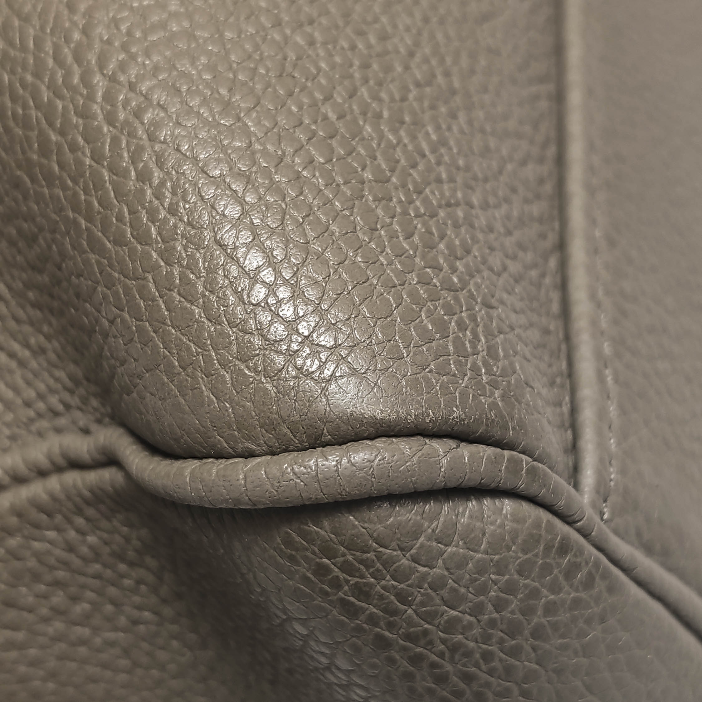 Celine Soft 16 Bag Smooth Calfskin Medium — photo 10 of 14